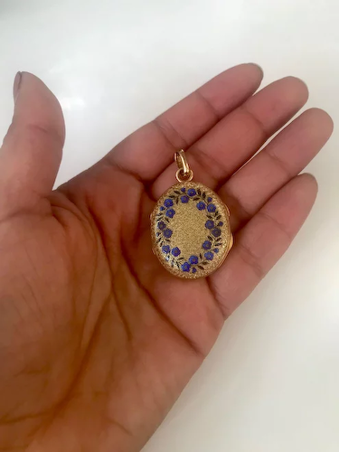 Charming-Victorian-x7891Forget-me-Notx7892-18ct-full-4o-500-394-f.png