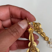 Luscious-pair-long-Victorian-Earrings-18ct-thumb-2o-180-4b088cb2-f.png