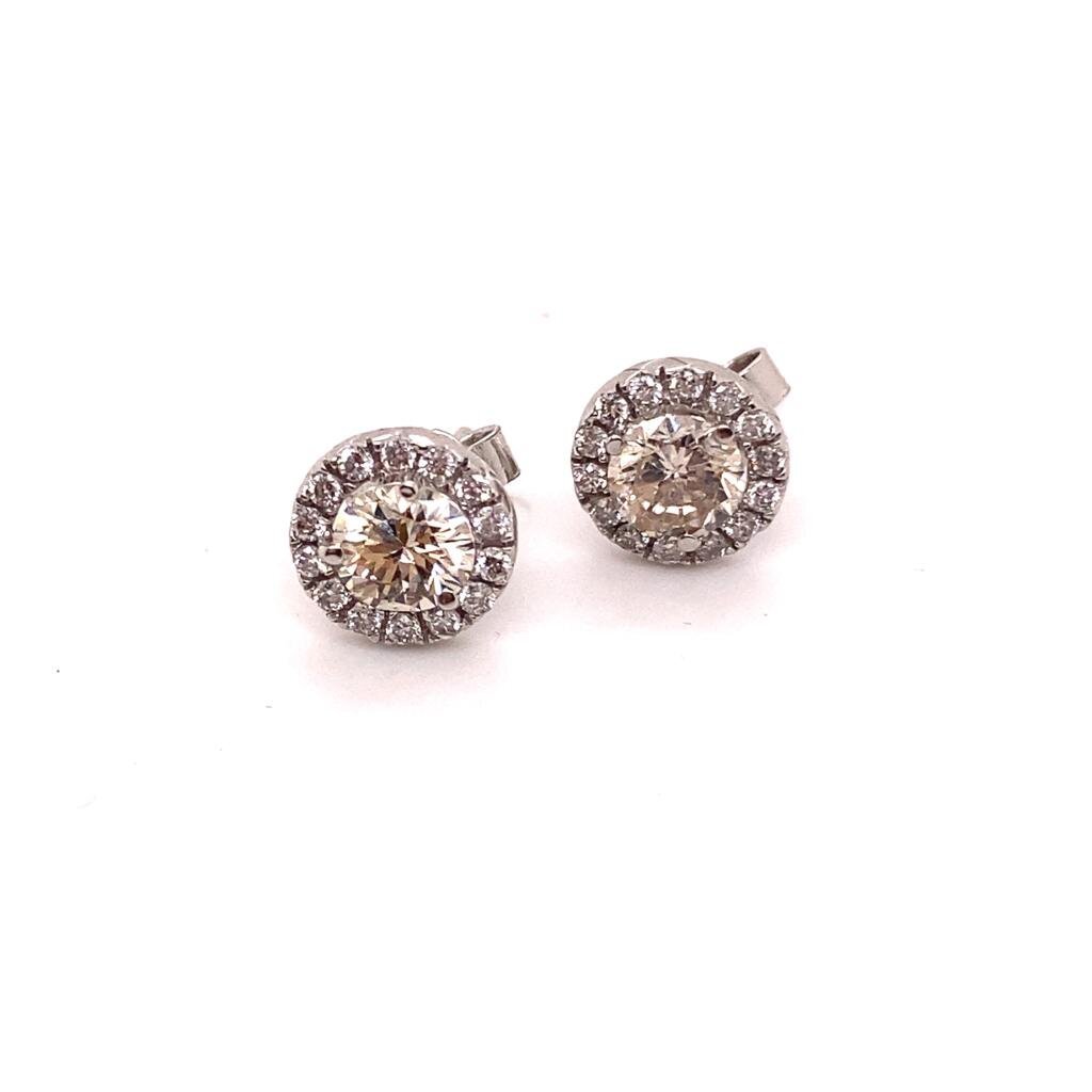 Round Brillliant Diamond Cluster earrings Ca 2000