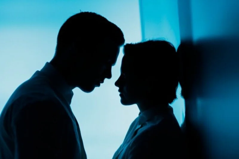 Qualche particolare da Equals di Drake Doremus