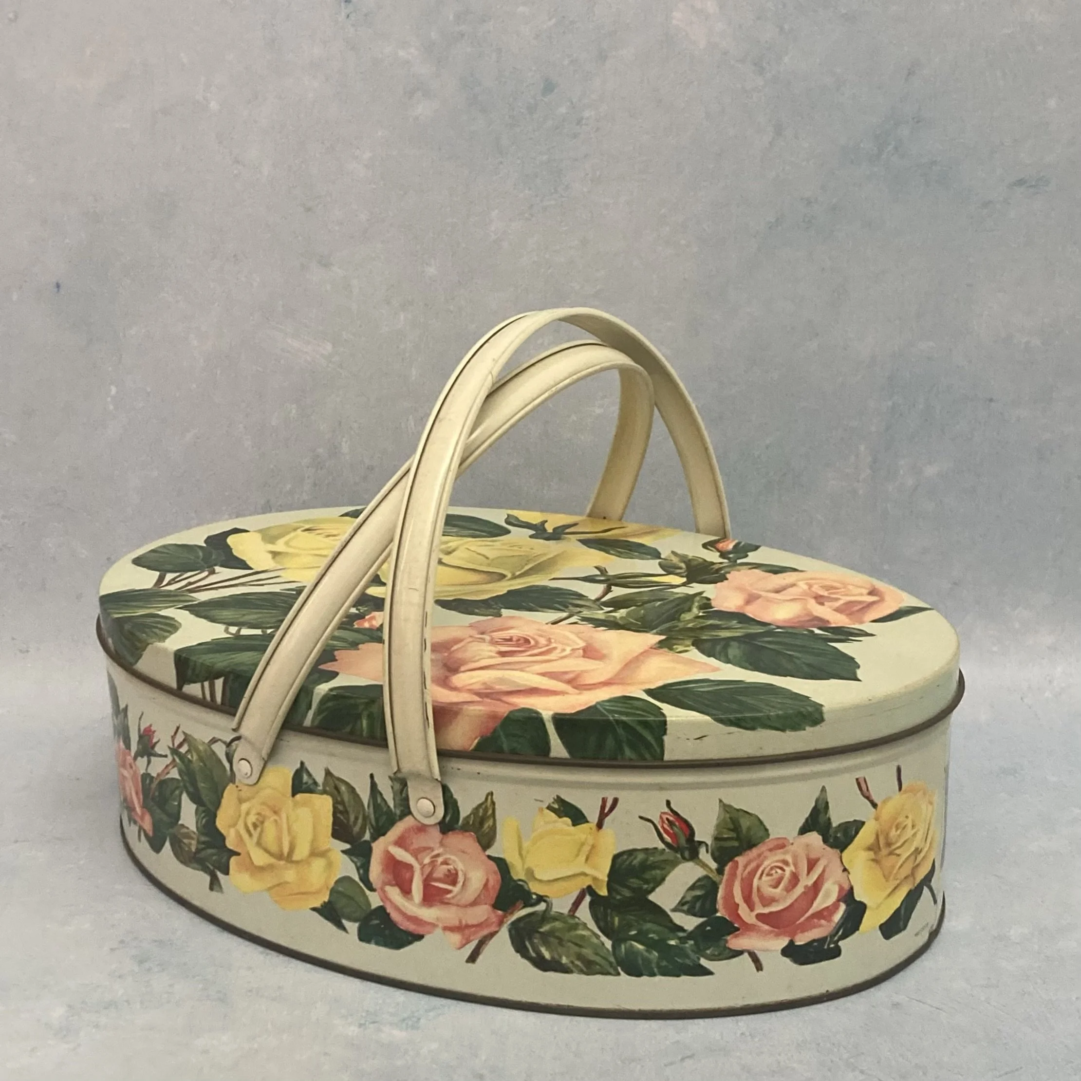 Flowery Picnic Tin