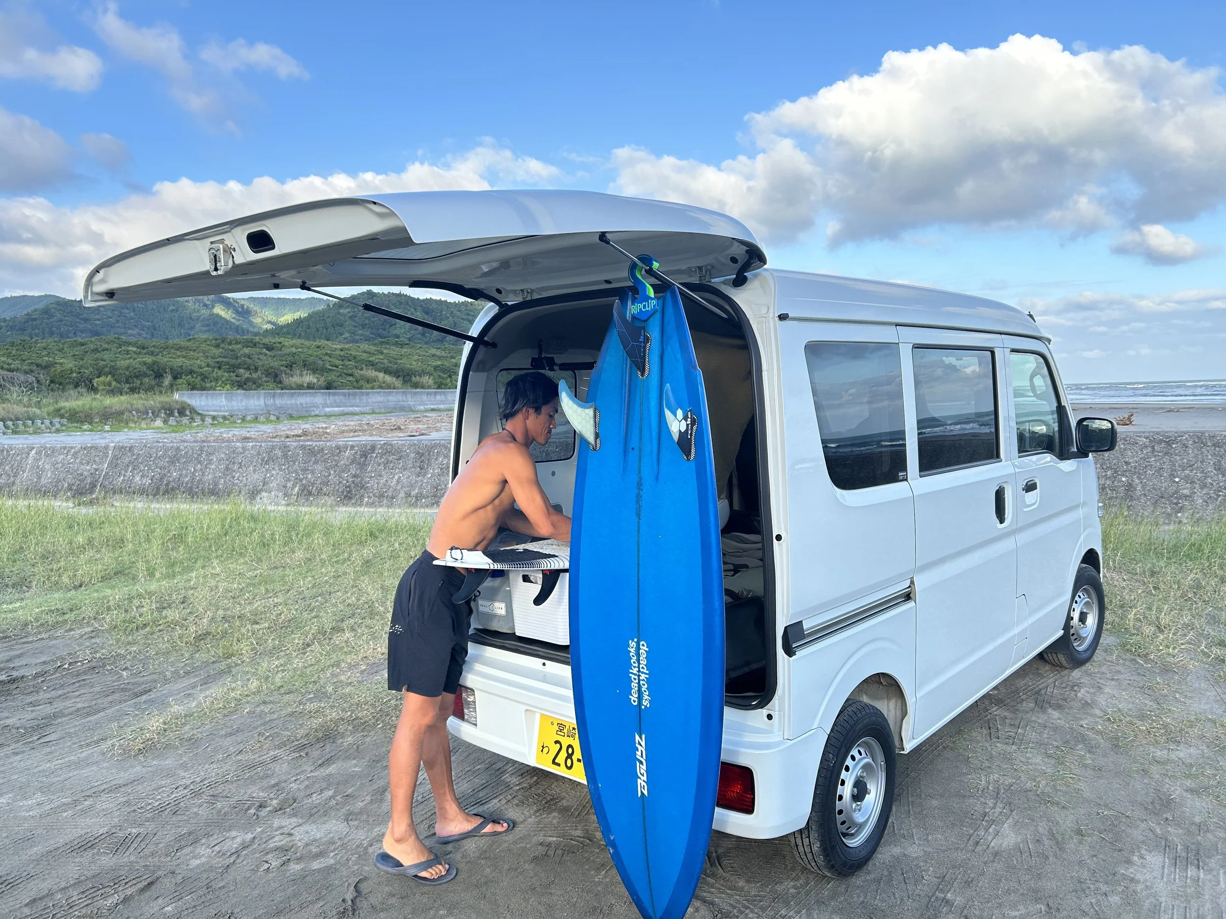 RipClip Japan, Rip Clip日本, リップクリップ, サーフボード収納, サーフラック, サーフボード壁掛け