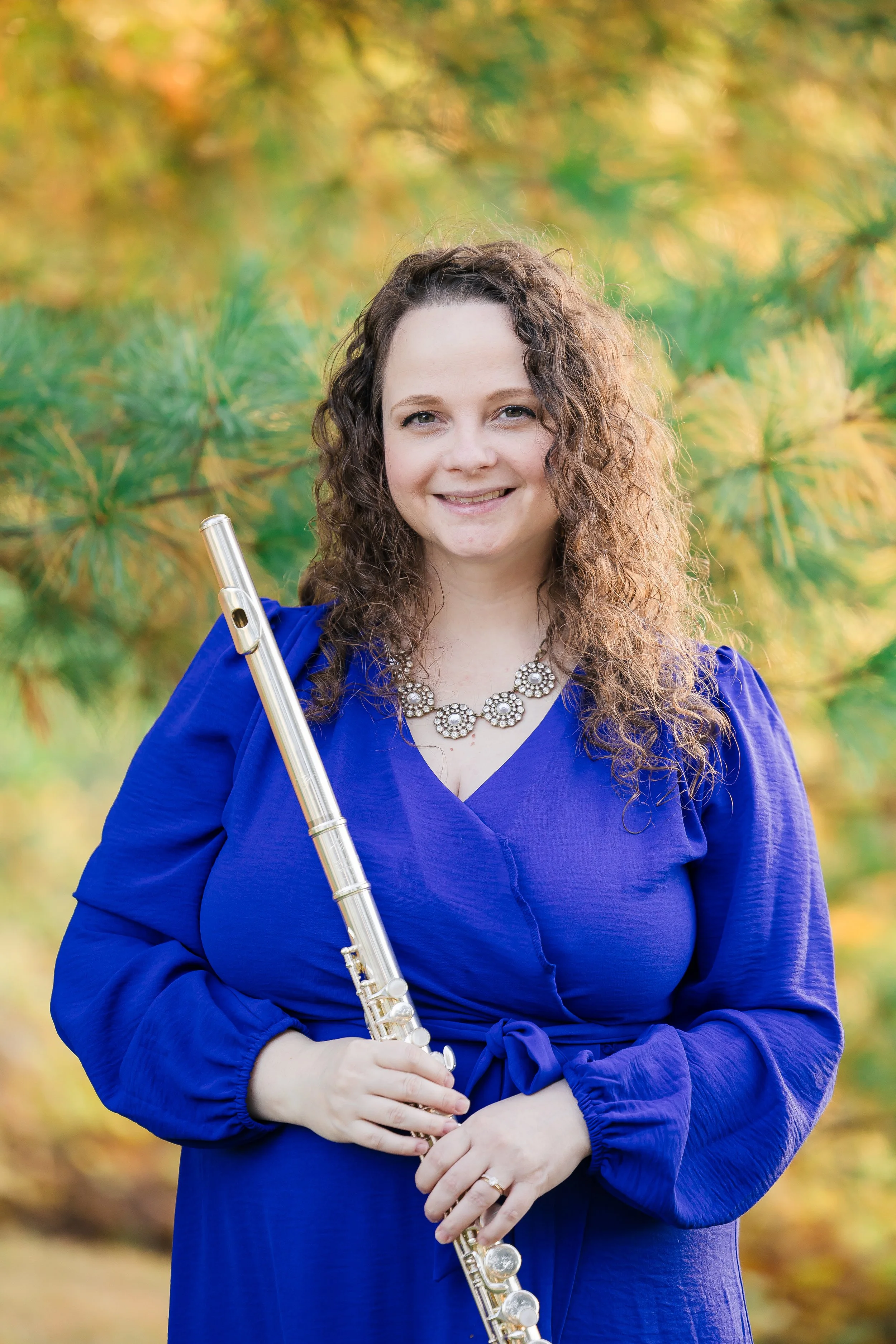 Hailed for her "seemly expressivity, technical panache and vibrant coloration" (Gramophone), international prize-winning flutist Rose Bishop enjoys a career as an orchestral musician, soloist and educator based in Iowa. A Trevor James Flute Performin