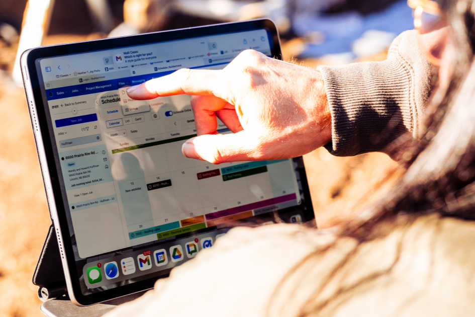 Why Daily Logs Matter: How Buildertrend Keeps Your Project Transparent &amp; On Track