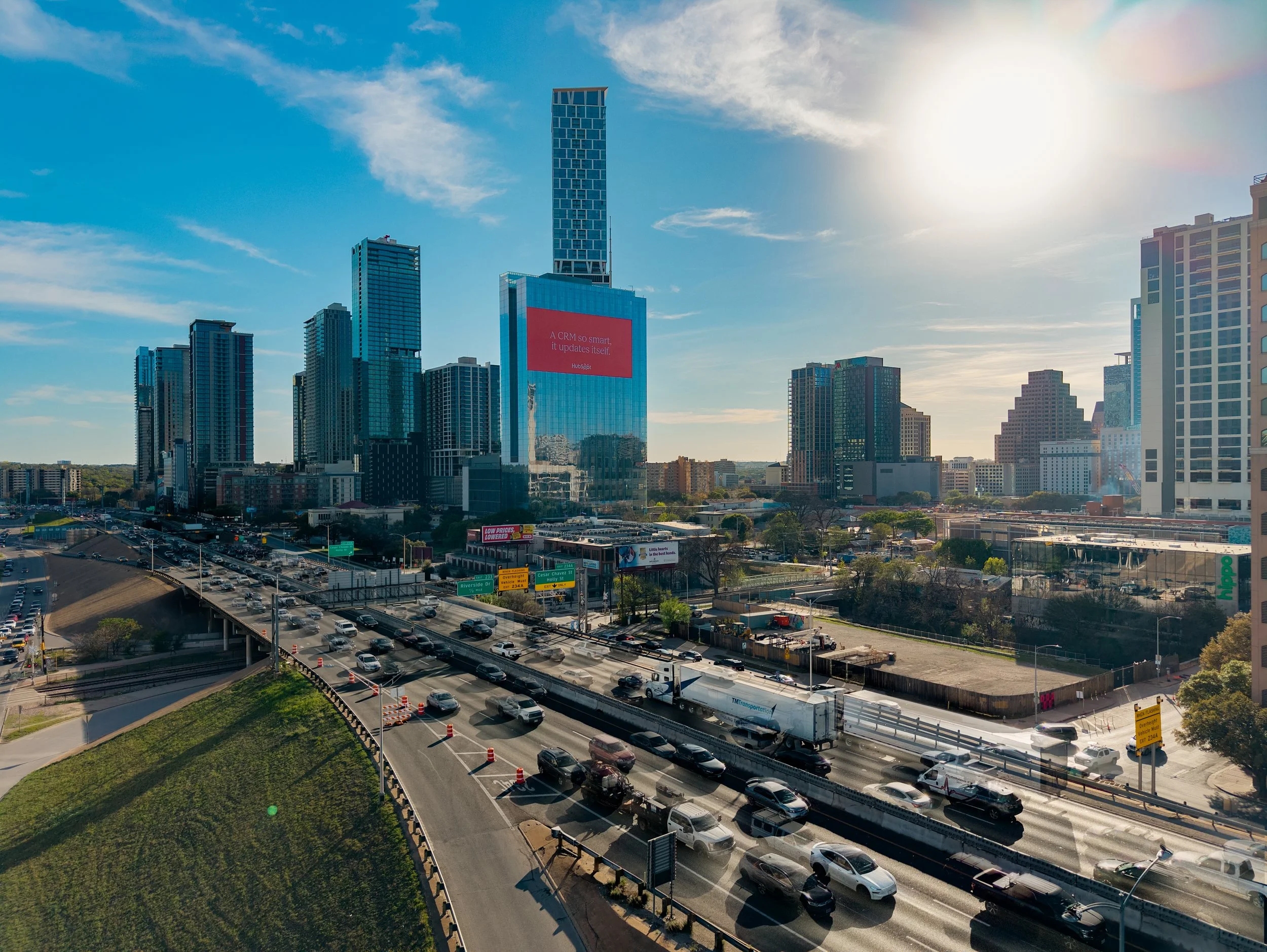 KAP_SXSW_FAIRMONT_WALL 1_Hubspot - 8.jpg