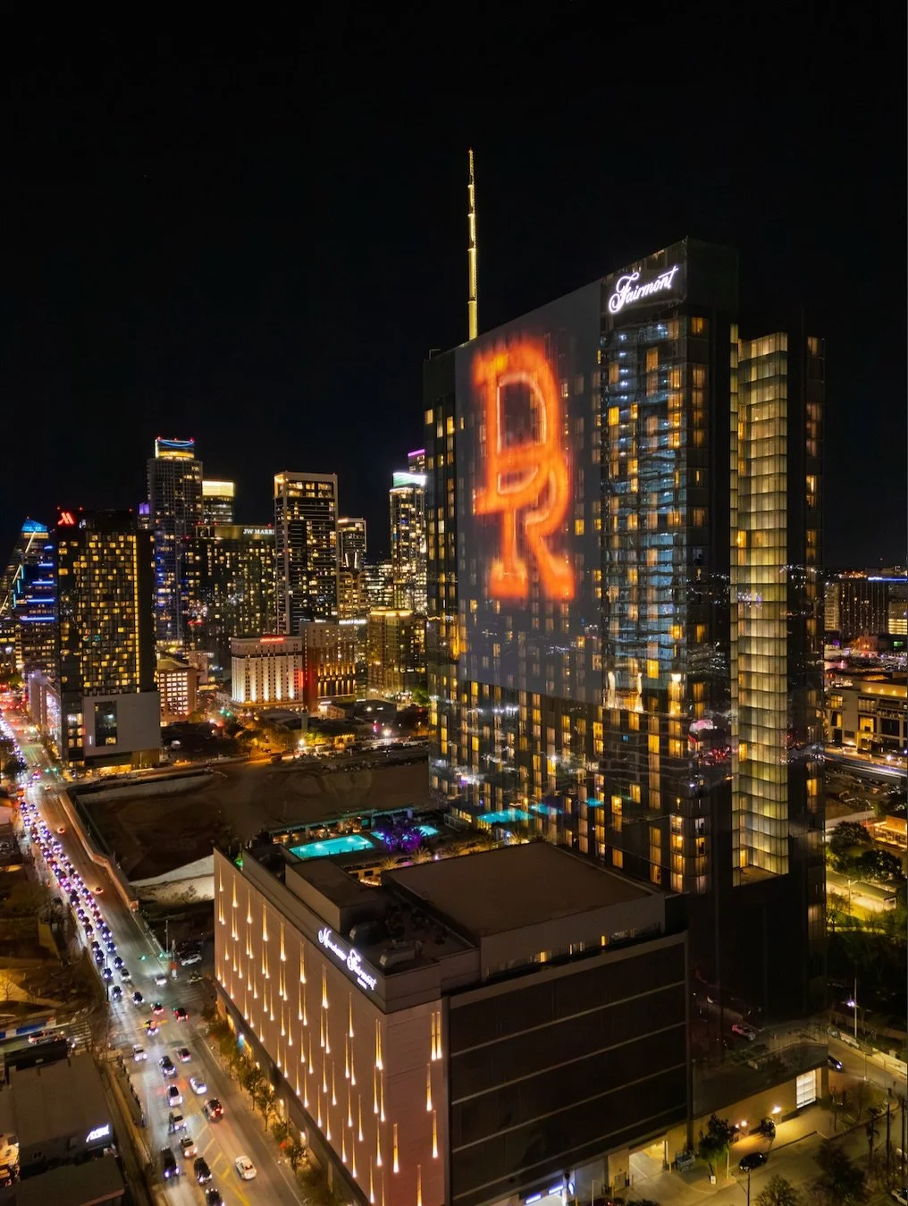 We couldn&rsquo;t end our SXSW features this year without reliving our incredible projection for Dutton Ranch ✨
&nbsp;
This projection was one of our biggest advertisements ever, covering the side of the Fairmont Austin Hotel.
&nbsp;
We&rsquo;re so p