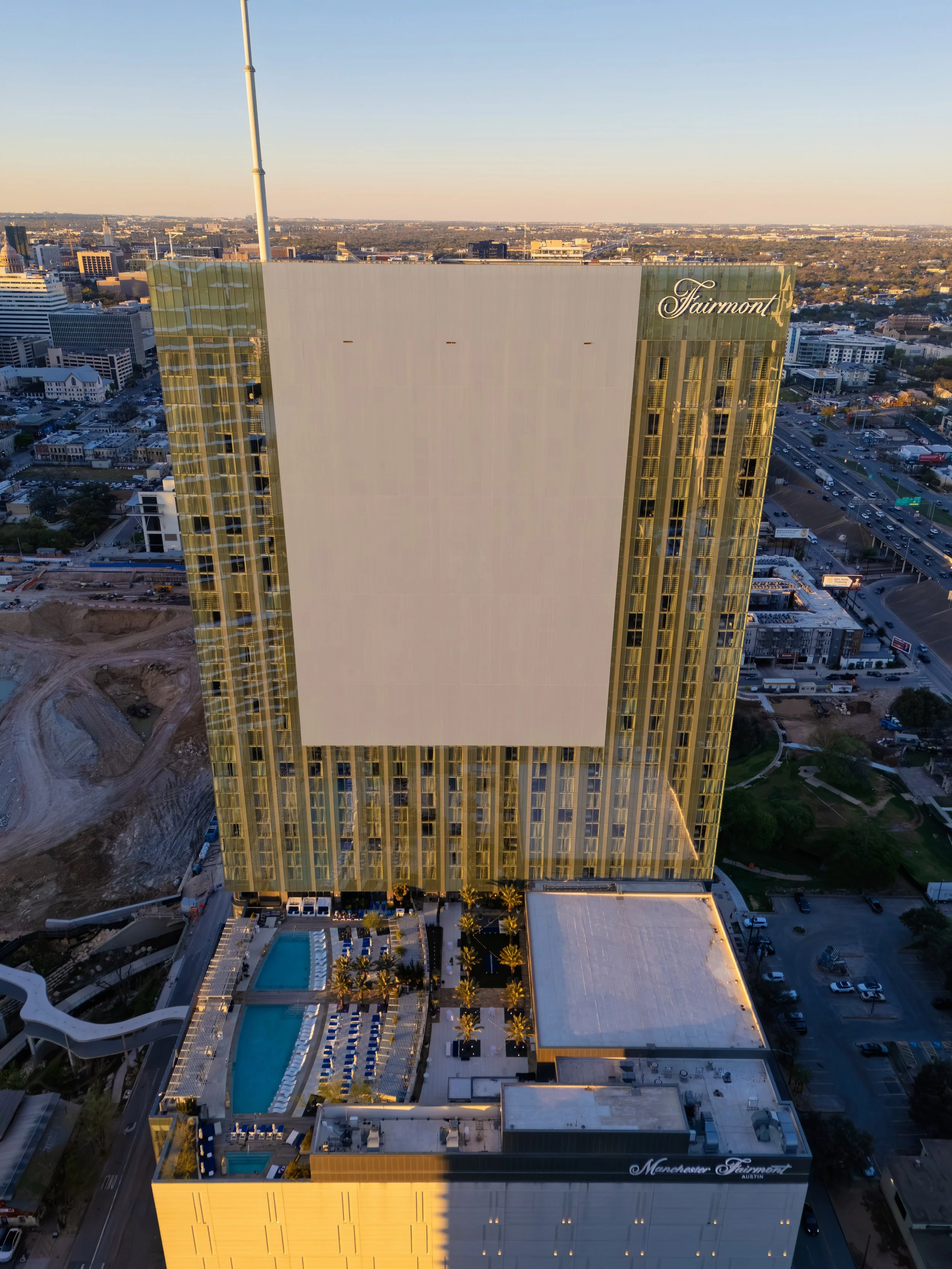 KAP_SXSW_P+_FAIRMONT WALL 2 PROJECTION - 1.jpg