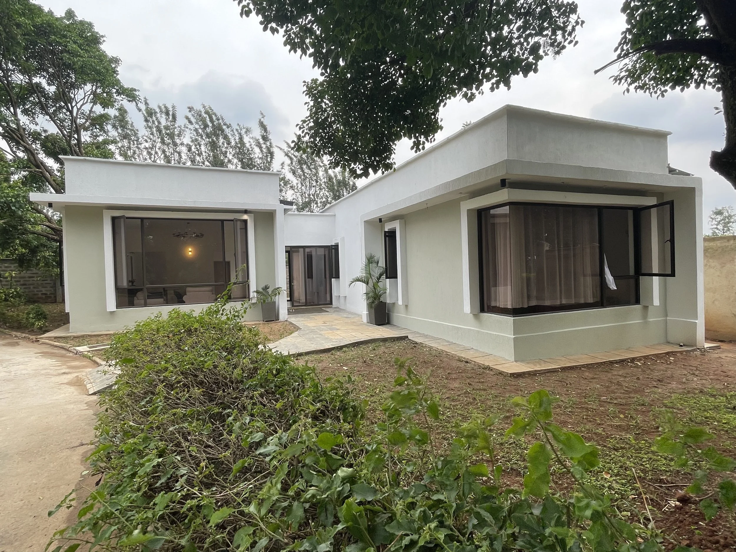 Nyawara Bungalow