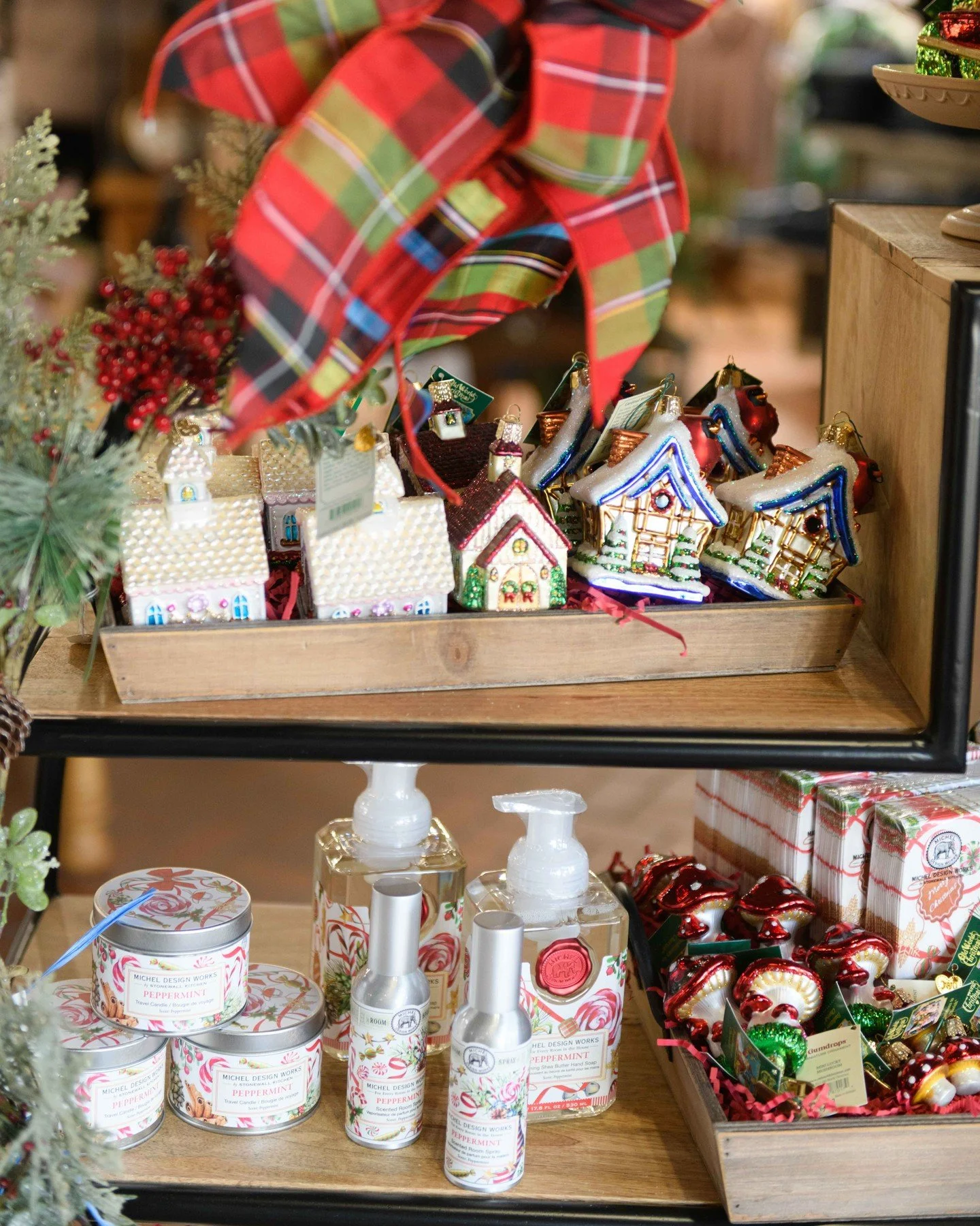 Tis the season for Old World Ornaments! 🎄