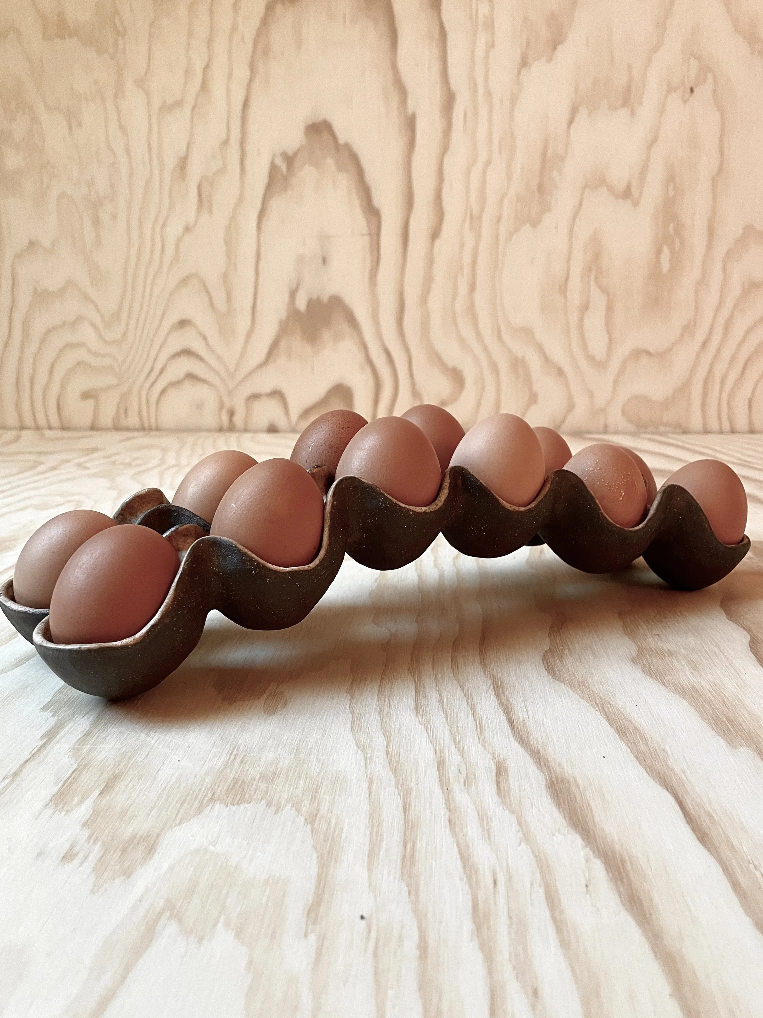 Ceramic Egg Arch | Dozen-Egg Holder