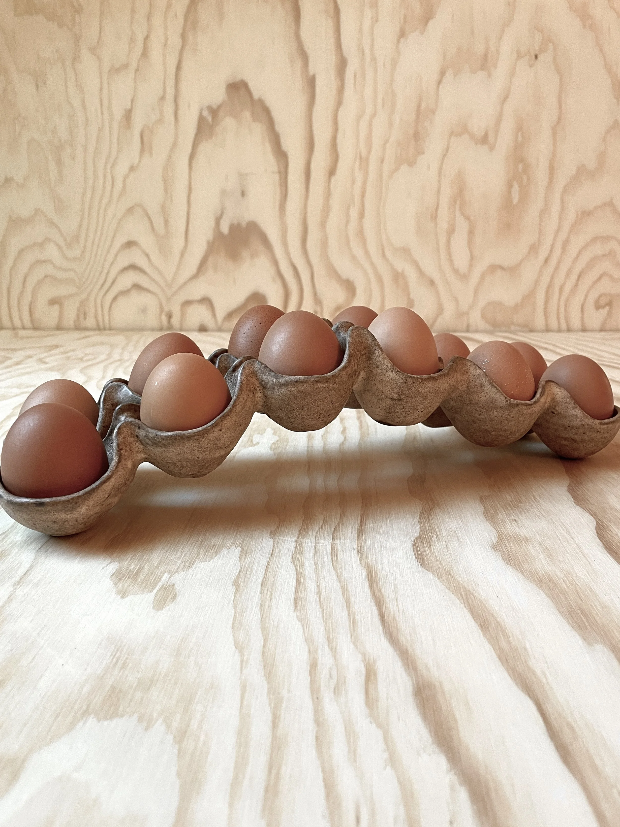 egg-arch-cream-speckle-0.jpg
