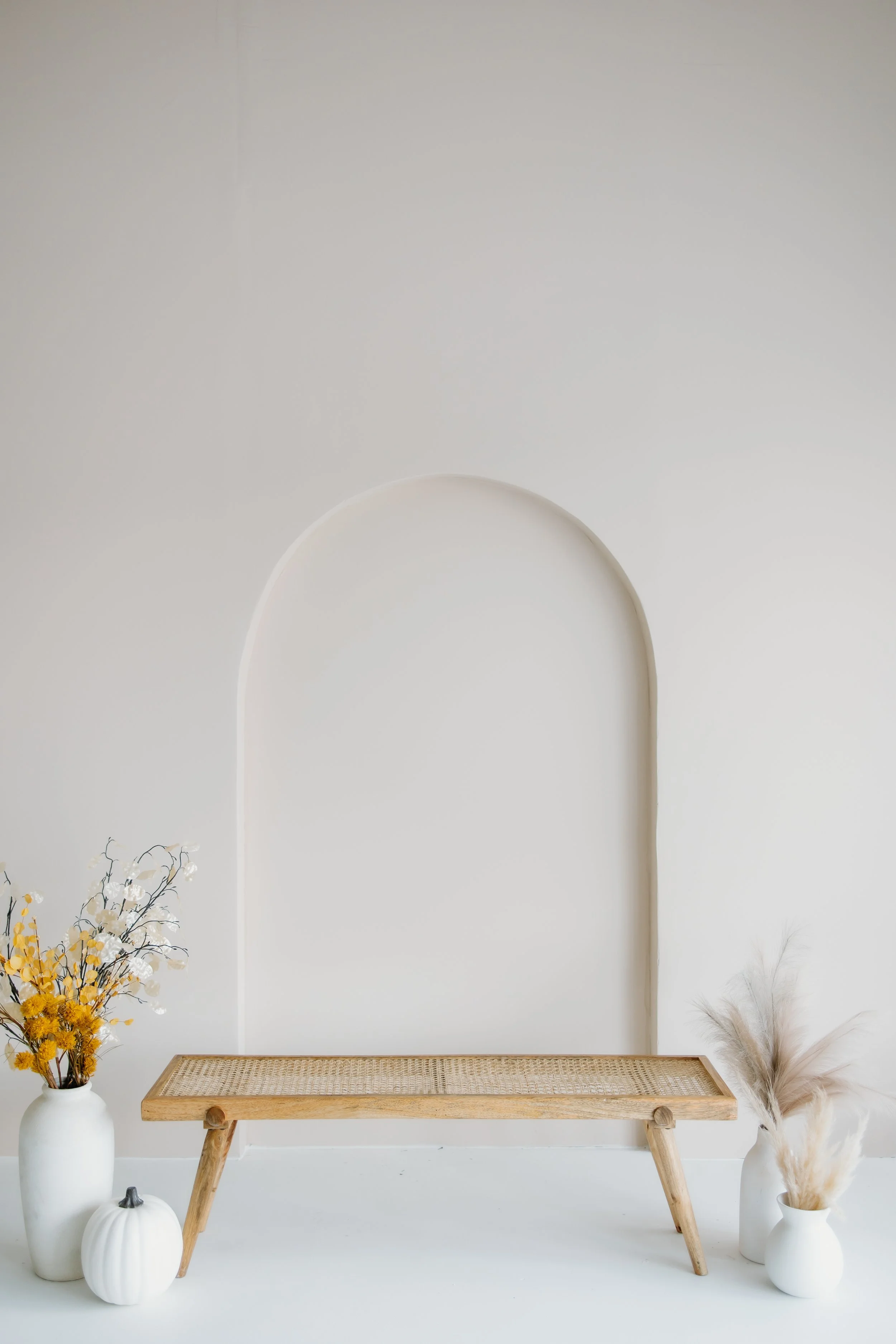 Arch wall with a Fall themed setup for Pictures