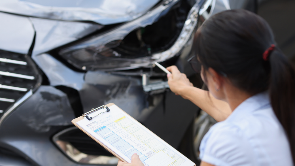 What To Say (And Not Say) To Insurance Adjusters After A Car Accident In Virginia