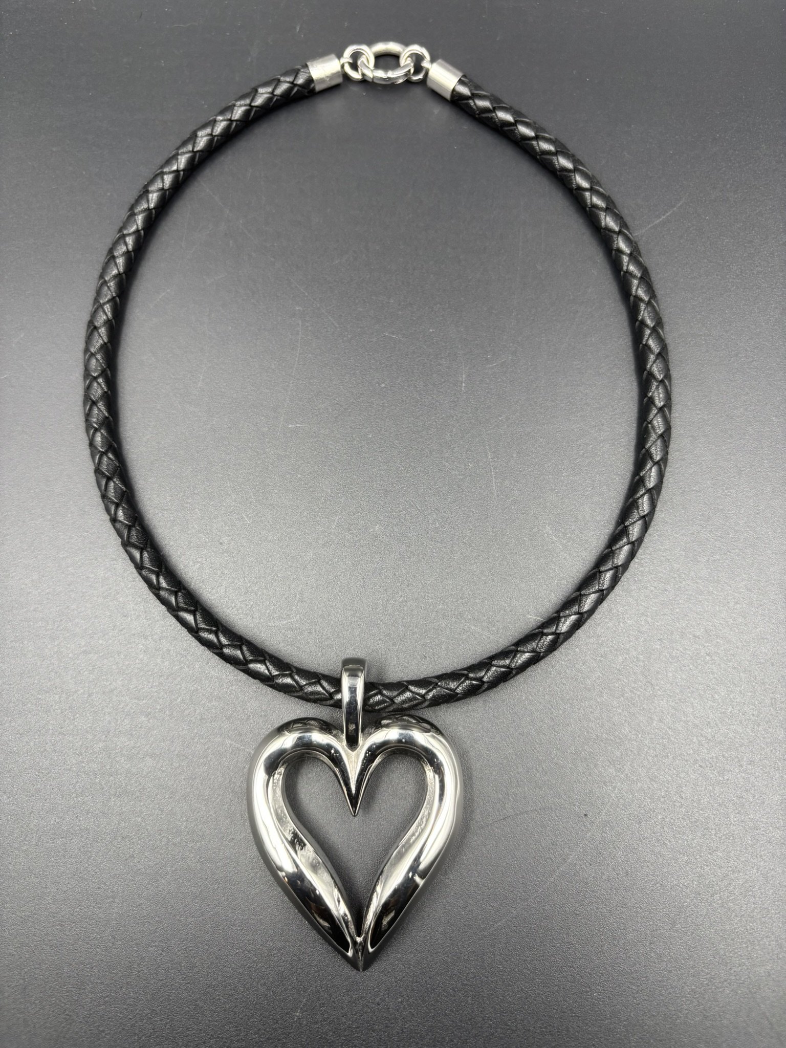 EASY LOVER NECKLACE