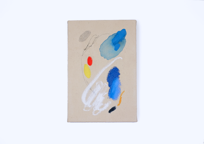 Arte abstracto con manchas de color azul, rojo, amarillo, negro y líneas blancas en un fondo beige.