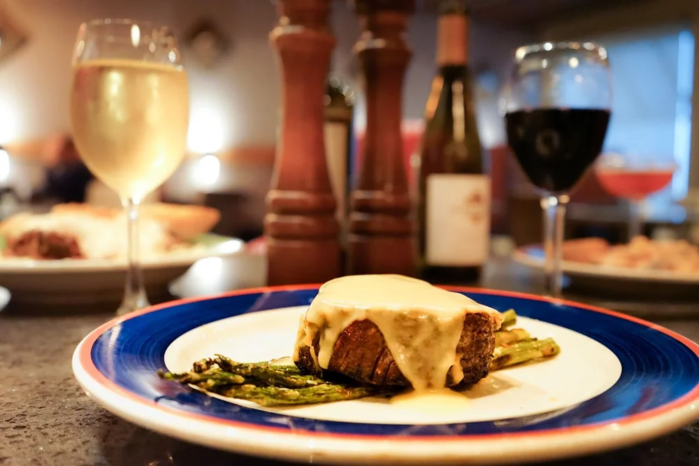 Doe's Eat Place — Margaritaville Resort Biloxi