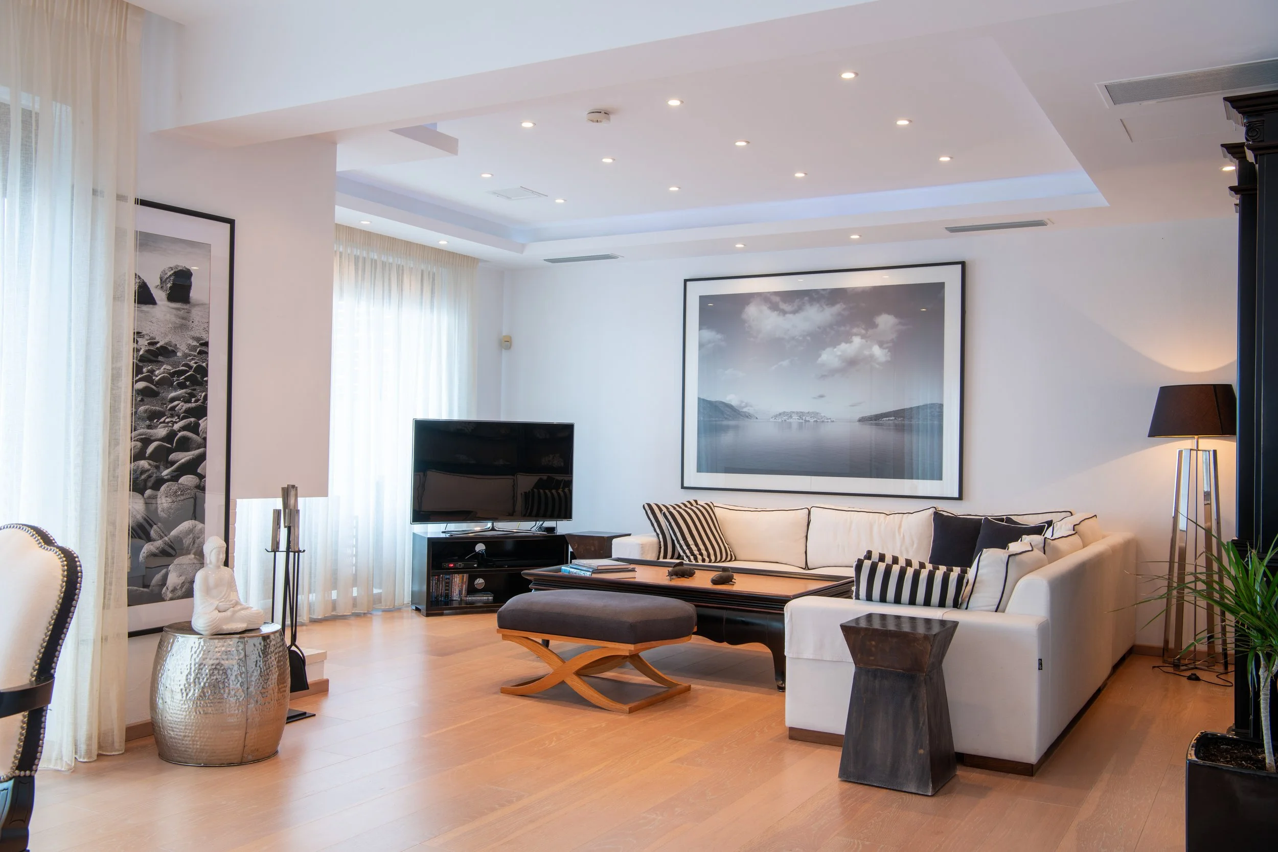 Mythos Villa's Living Room