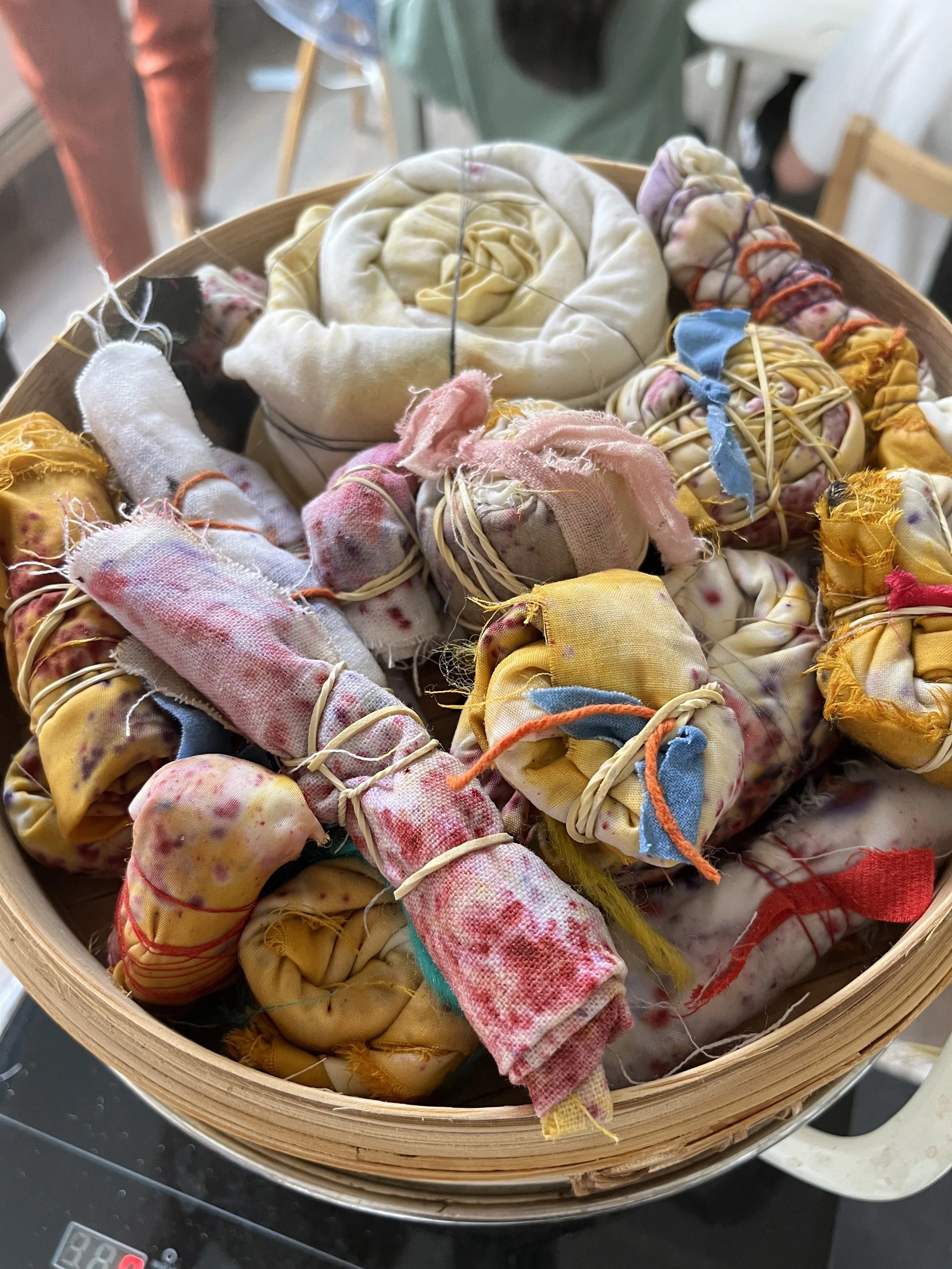 bundle-dyeing.jpg