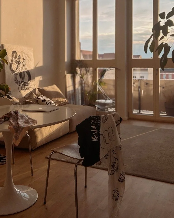 love, what it does   feel it in one place and  somewhere else. 

sometimes it starts Iike a dream 
and doesn&rsquo;t fully leave.
 a love that has tension.  that become still sometimes. a love that shifts.  that&rsquo;s with you, wrapped.  a love tha