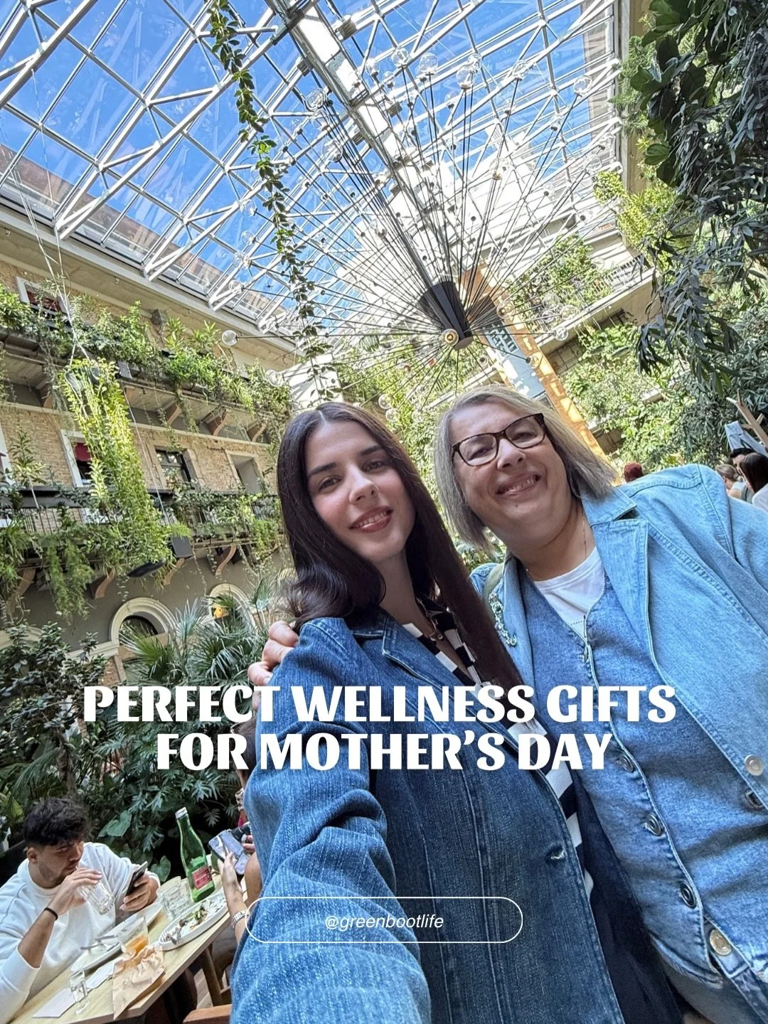 Comment MOM and I&rsquo;ll send these low-tox wellness gifts to you! 🫶🏻

Discount codes:
GREENBOOTLIFE for @fitglowbeauty, @clearstemskincare, @currentbody, @tacithealth2025
GBOOT10 for @oseamalibu 
GREENBOOTLIFEDETOX15 for @thedetoxmarket where yo