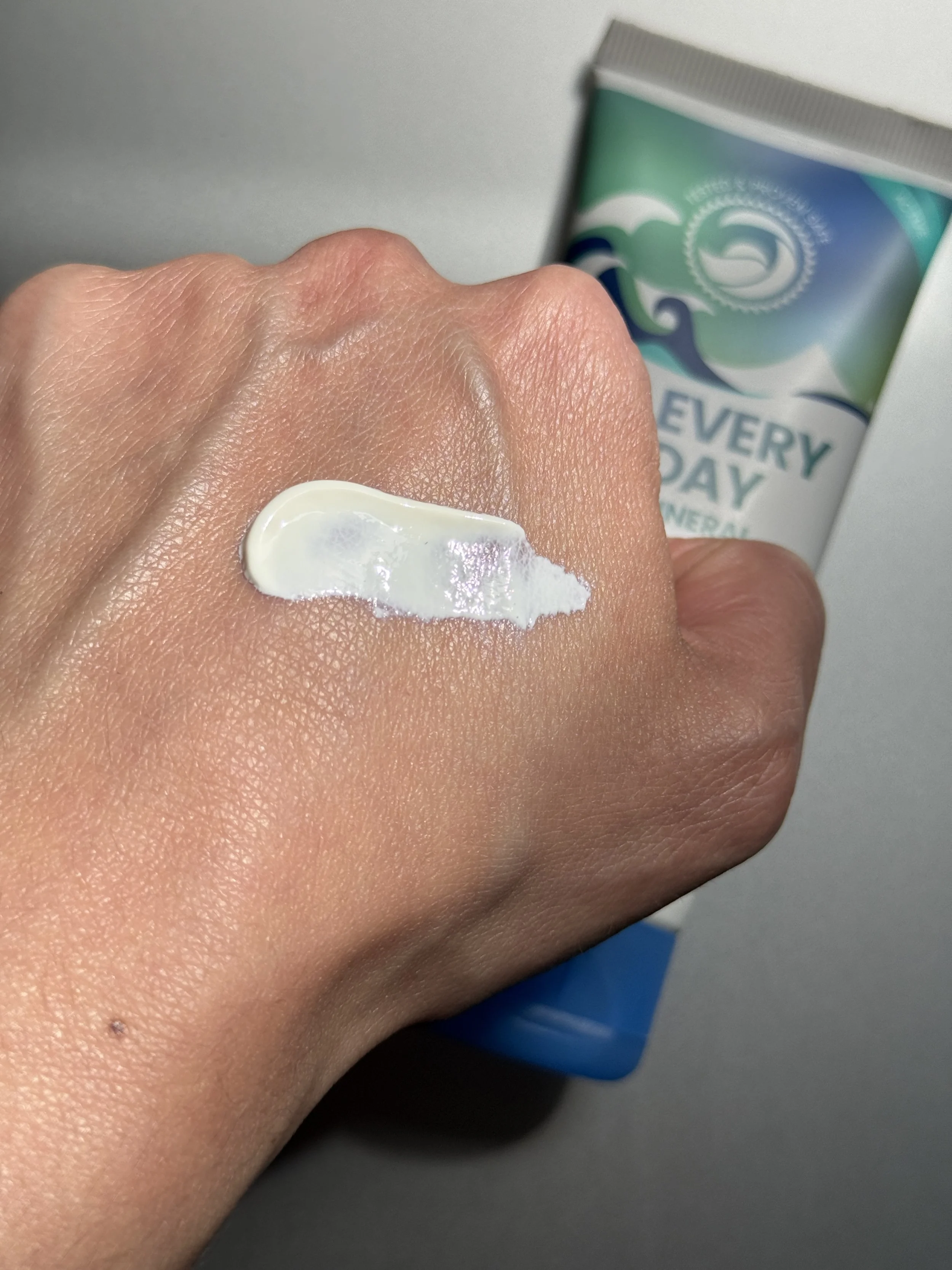 Stream2Sea Every Day Mineral Sunscreen Active SPF 45 Texture