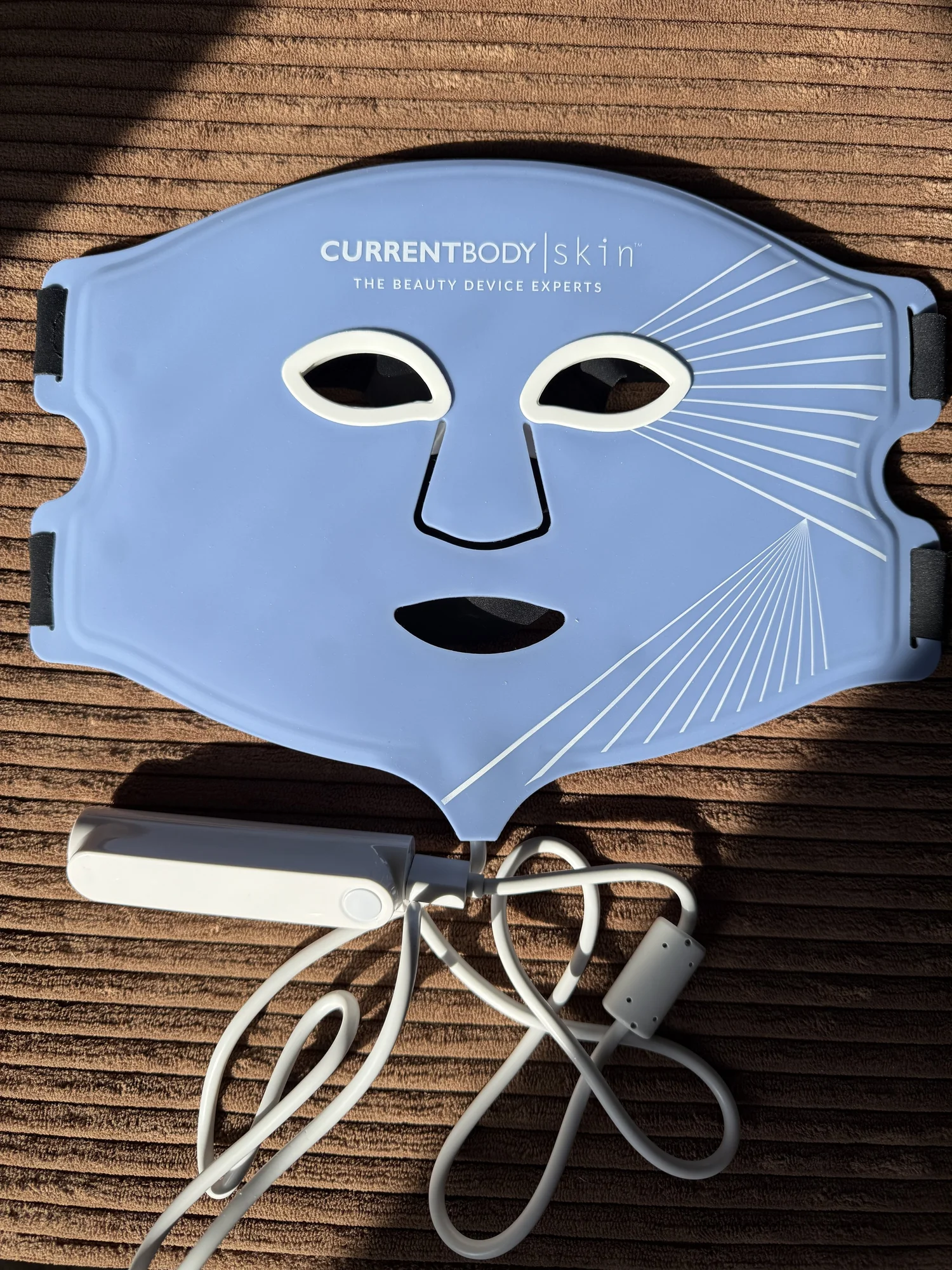 CurrentBody Anti-Acne LED Mask Series 1 vs Series 2 (Honest Review ...