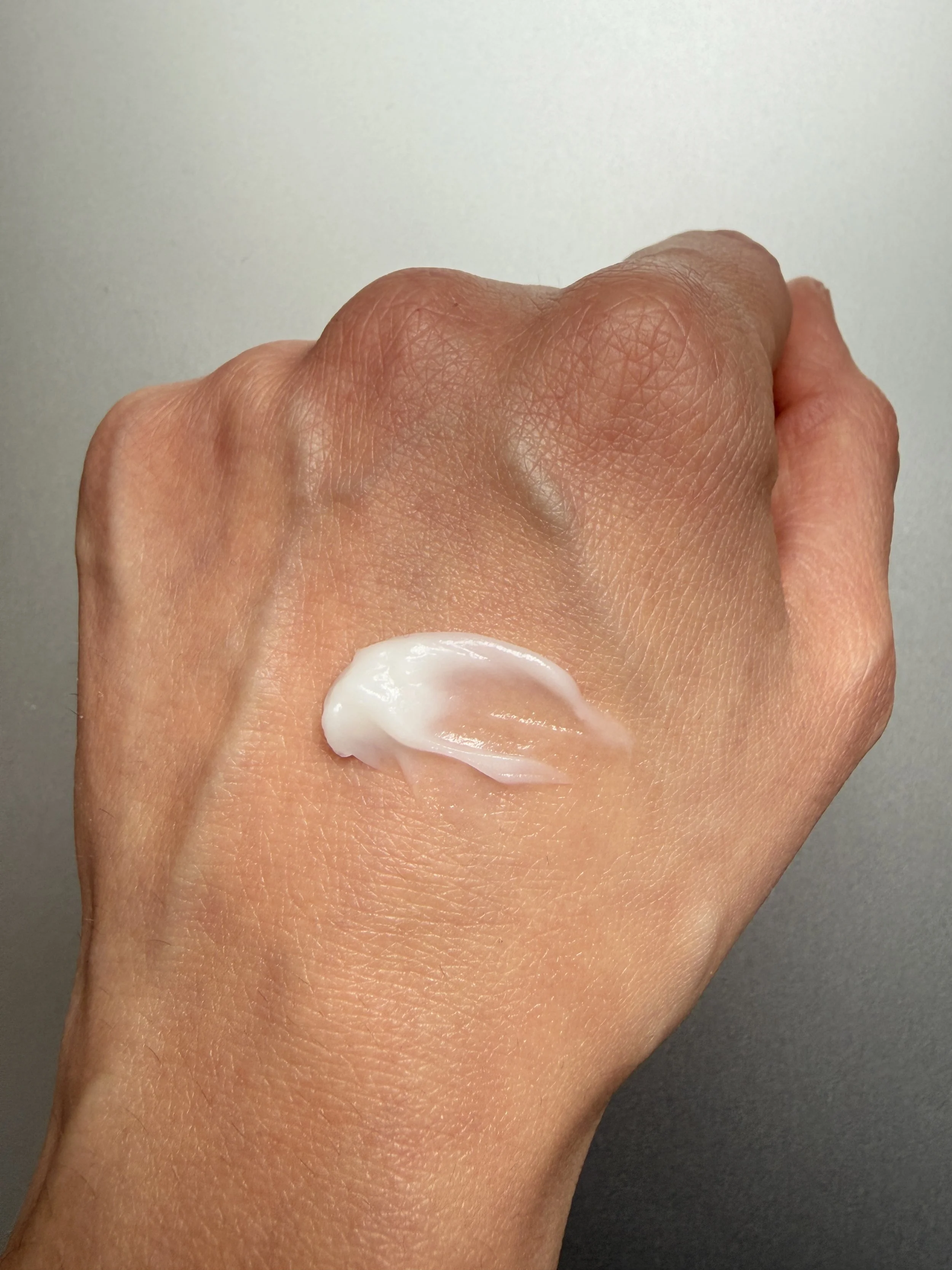 Paume Overnight Hand & Foot Hydration Mask Texture