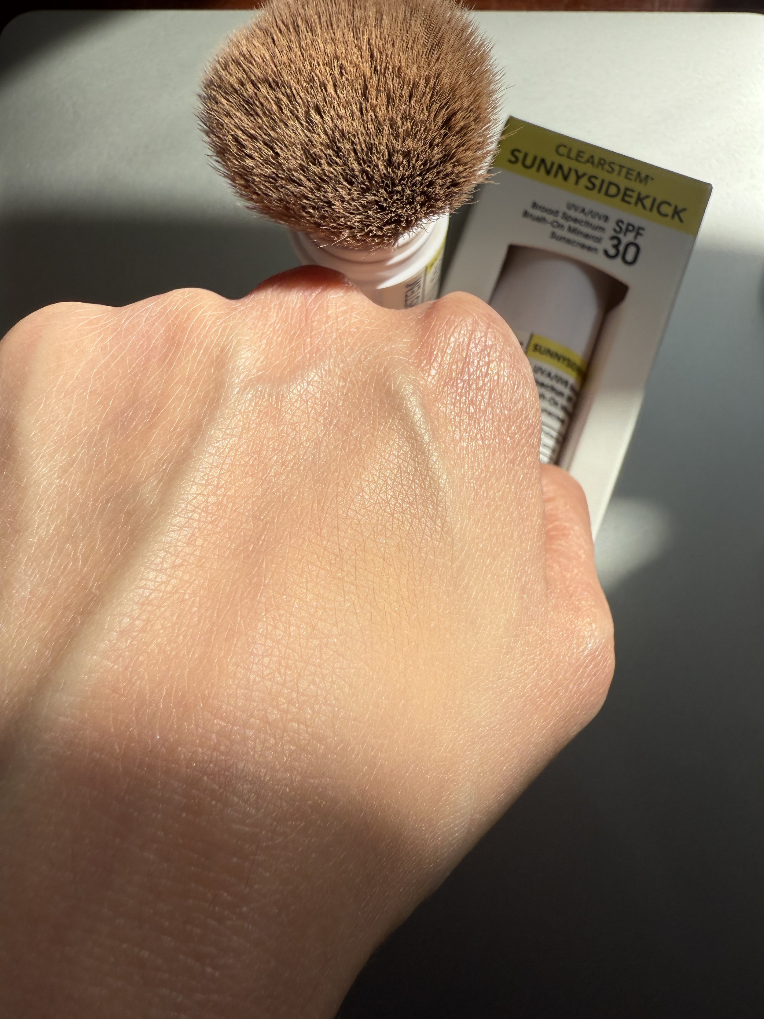 Clearstem SUNNYSIDEKICK Brush On Powder SPF 30 Finish