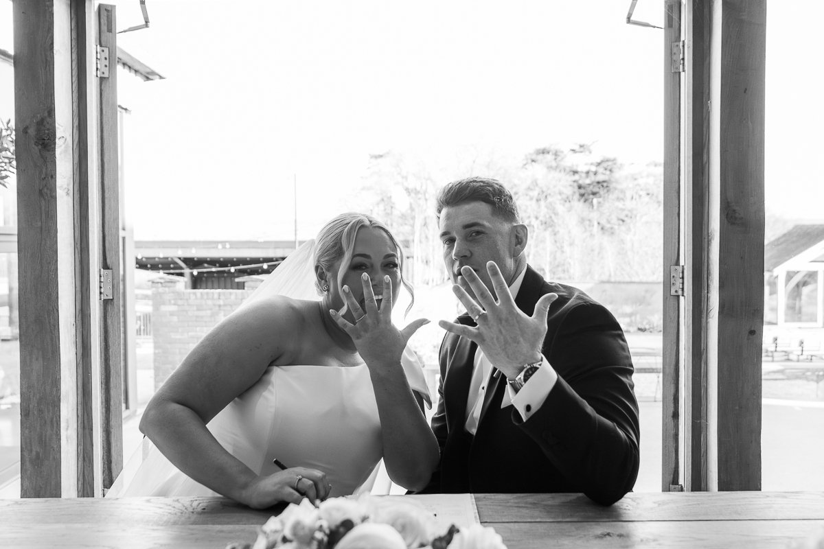 Upton Barn Wedding Photography - Jessie & Jay-11.JPG