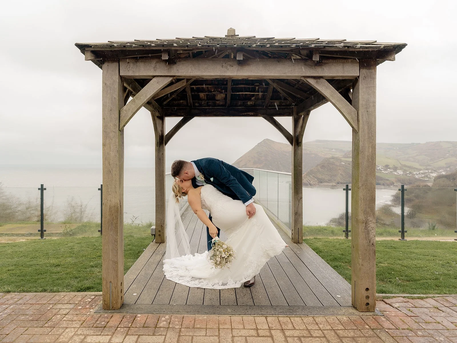 Sandy Cove Hotel Wedding Photography - Andrew &amp; Daisy