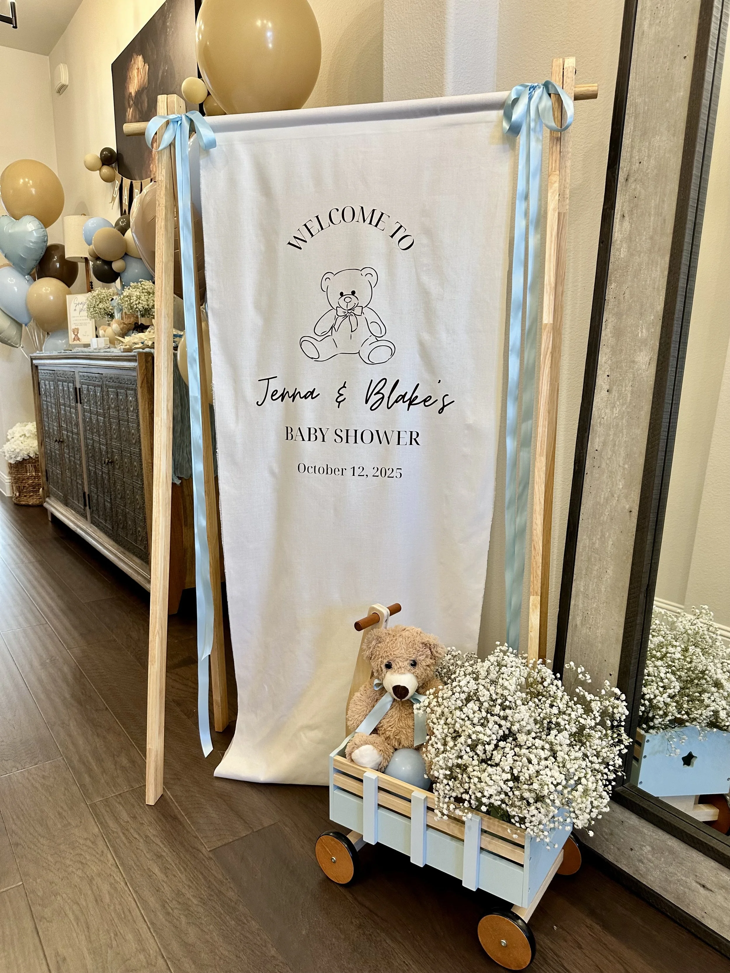 Welcome sign. Fabric welcome sign for baby shower