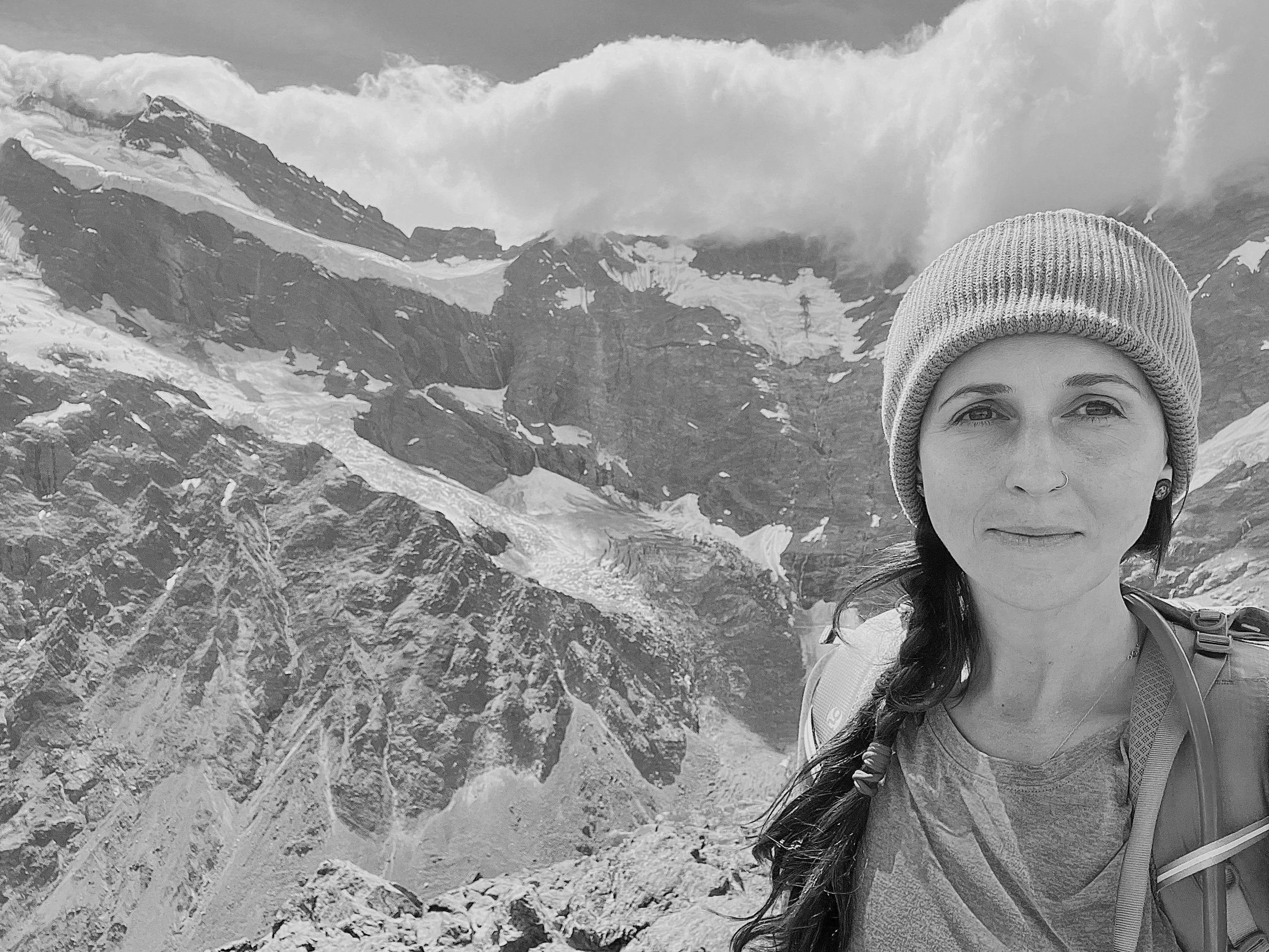 Photo of Danni stood on top of Mount Cook