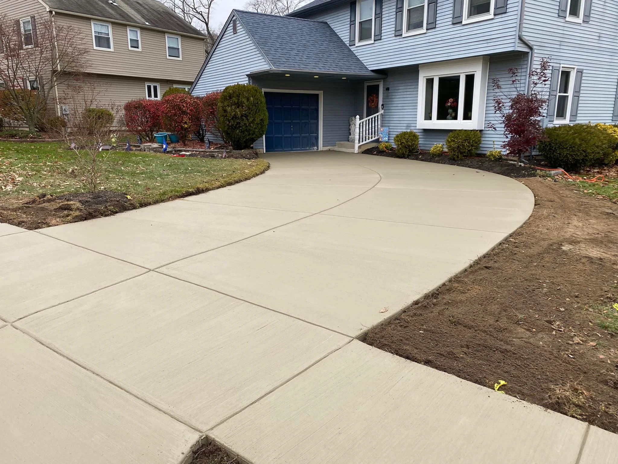 J & E Concrete LLC