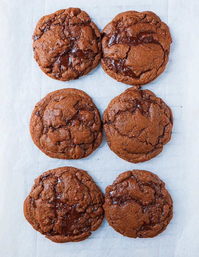 Extra Fudgy JUMBO Chocolate Brownie Cookies