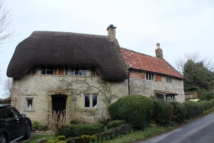Old Turnpike Cottage