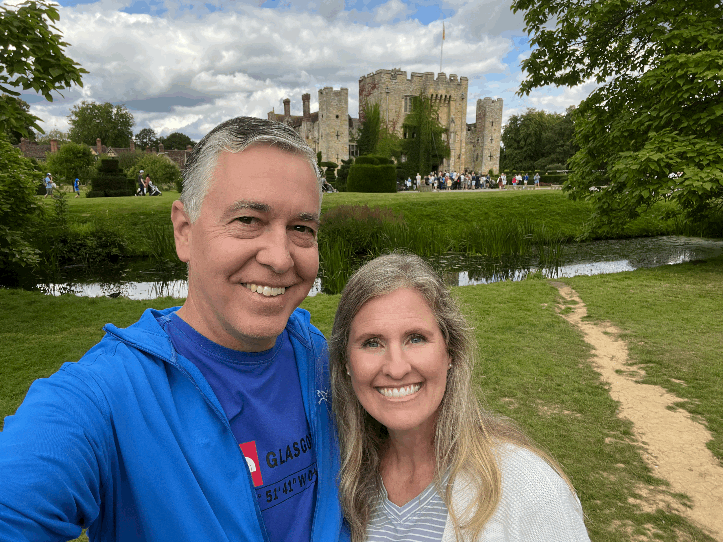 A Queen &amp; A Bear