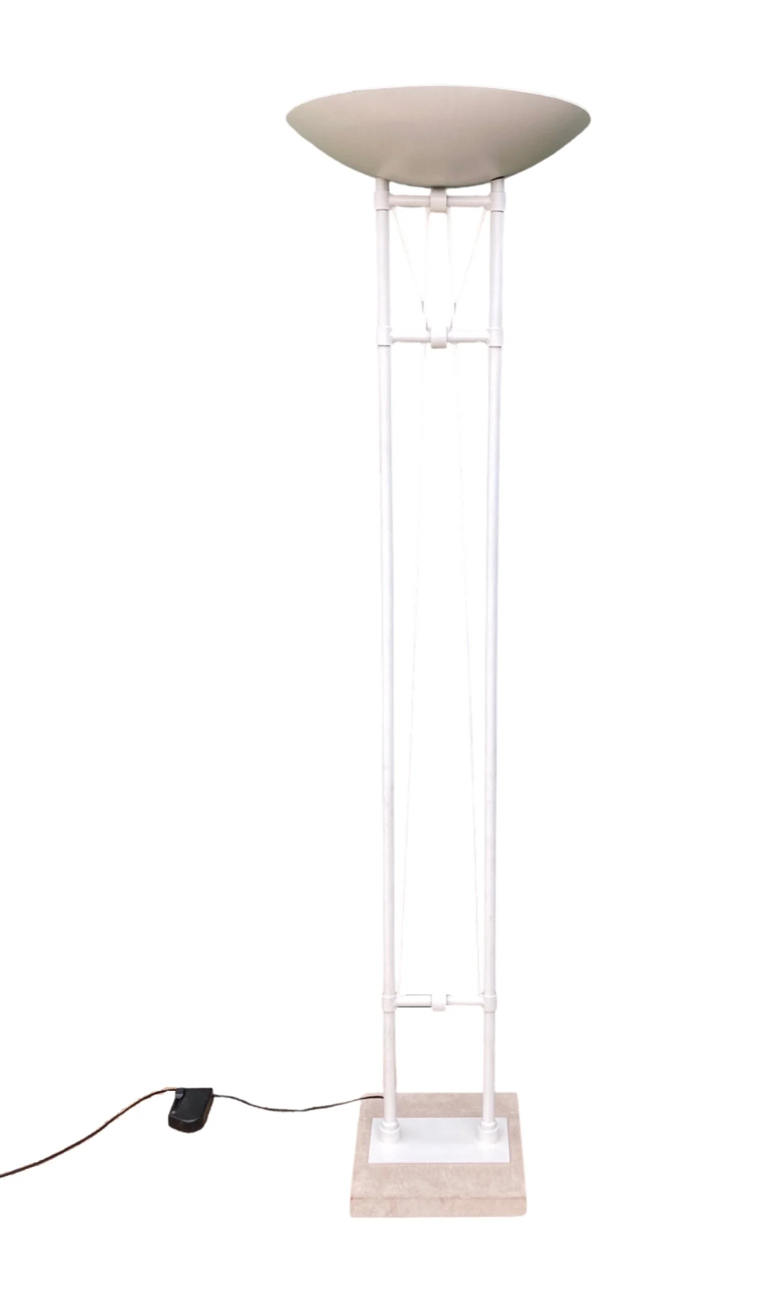 DIA LAMP_6.jpg