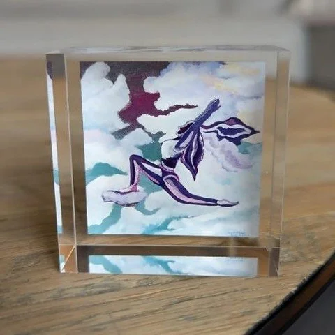 Love from my collectors, local and across Canada 💜🇨🇦⁠
Which plexi glass print is your favourite? 1,2,3,4,5, or 6?