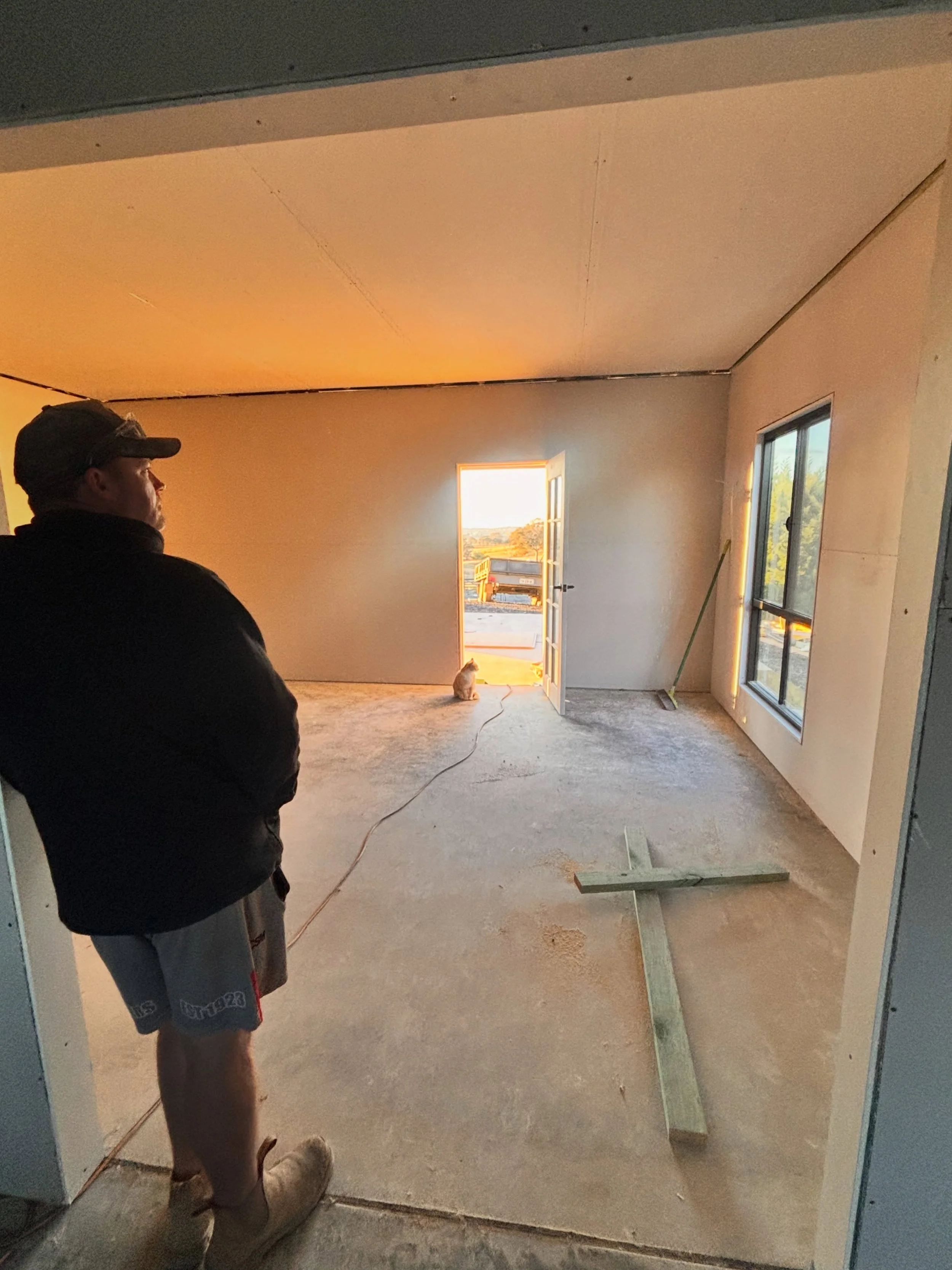 Running a tad behind with concrete this week 🫠 we have had a re pour for a concrete bench and then I accidentally gave Skidge the wrong vanity priority list, so a vanity got poured that shouldn&rsquo;t have - oops! 

We have a few good concrete piec