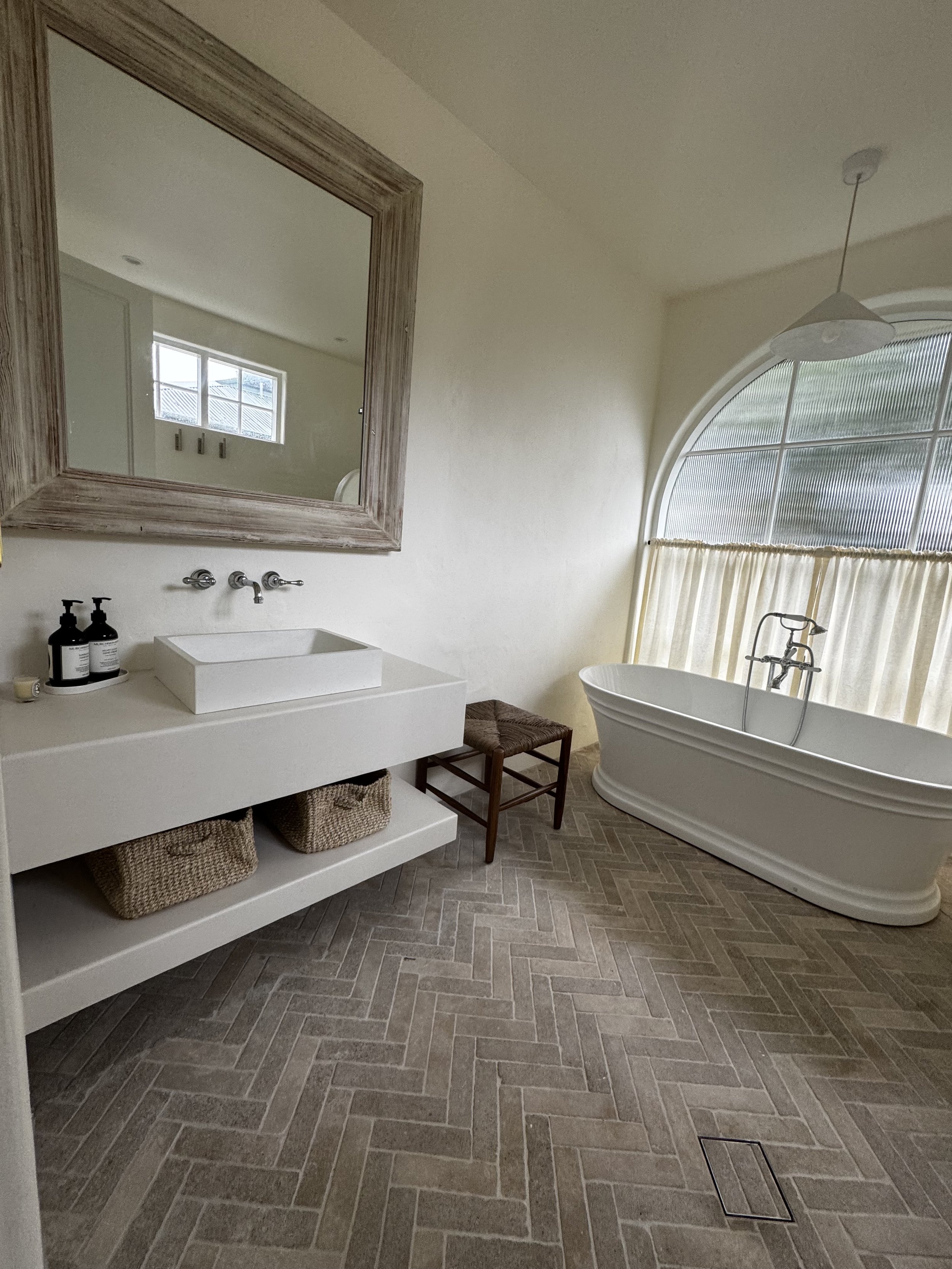 bathroom 4.jpeg