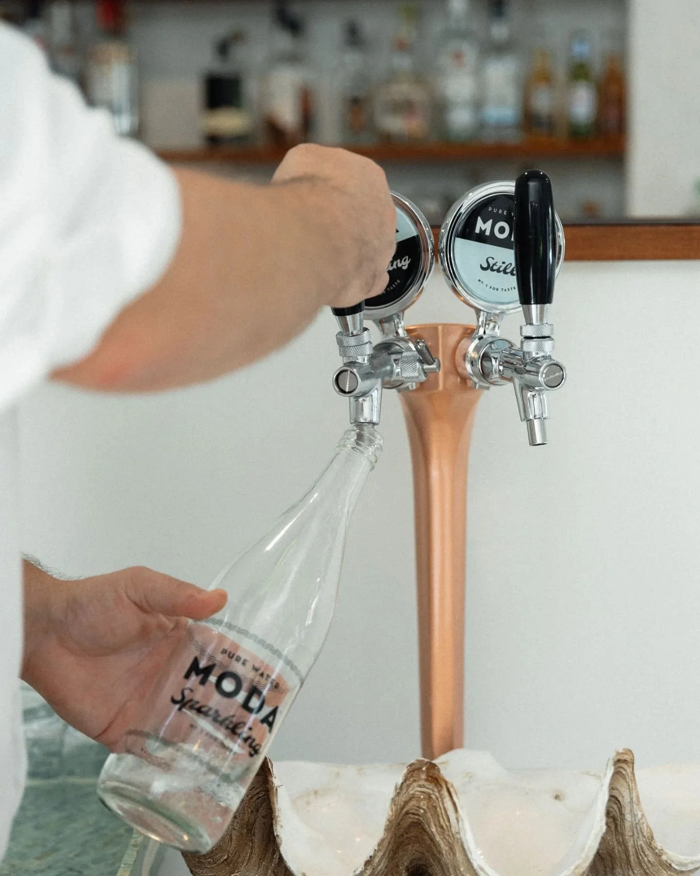 Now offering complimentary sparkling water thanks to @modasparkling 
📸 @capturedbysannikarin 
.
.
.
.
.
.
..
.
.
.
.
#lennox3188 #lennox #cafemelbourne #cafe