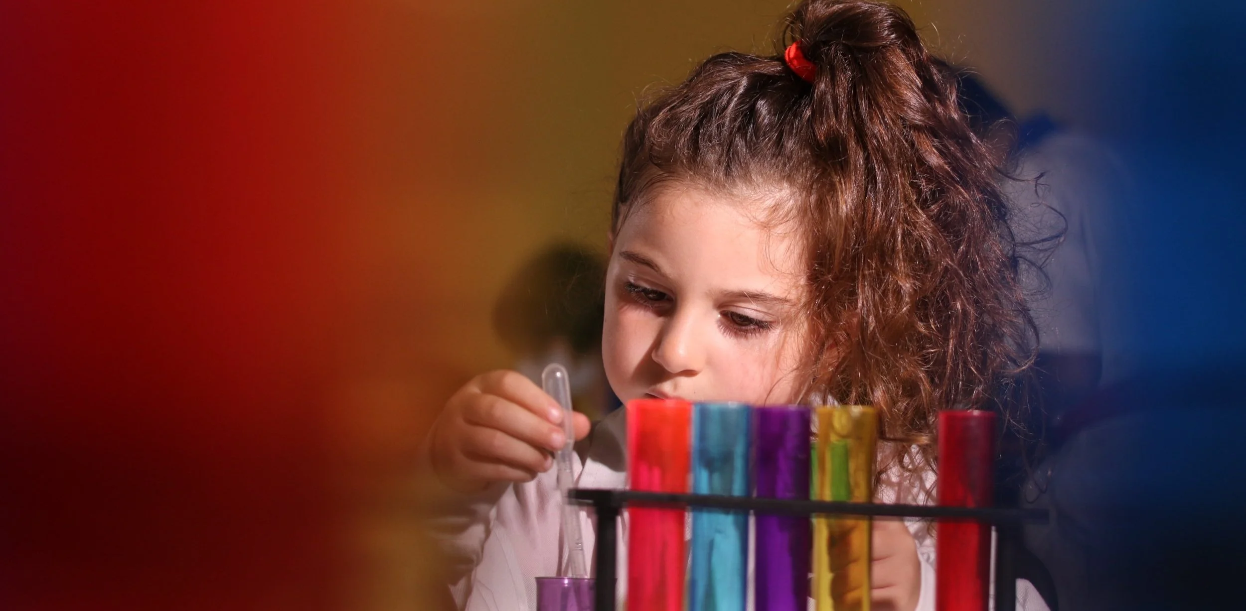 STEM Classes (Ages 3+) Explore multi-discipline projects blending science & tech.