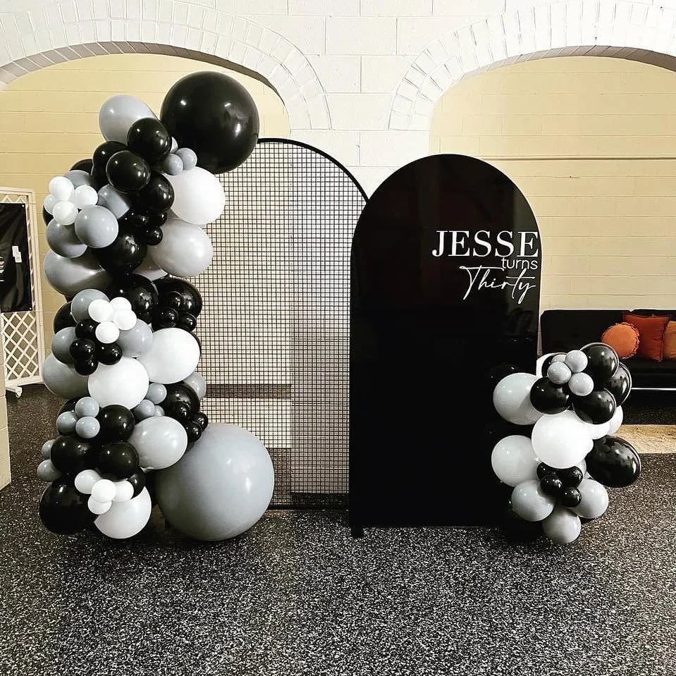 Mesh Arch + Solid Gloss Arch Set — Luxe Events