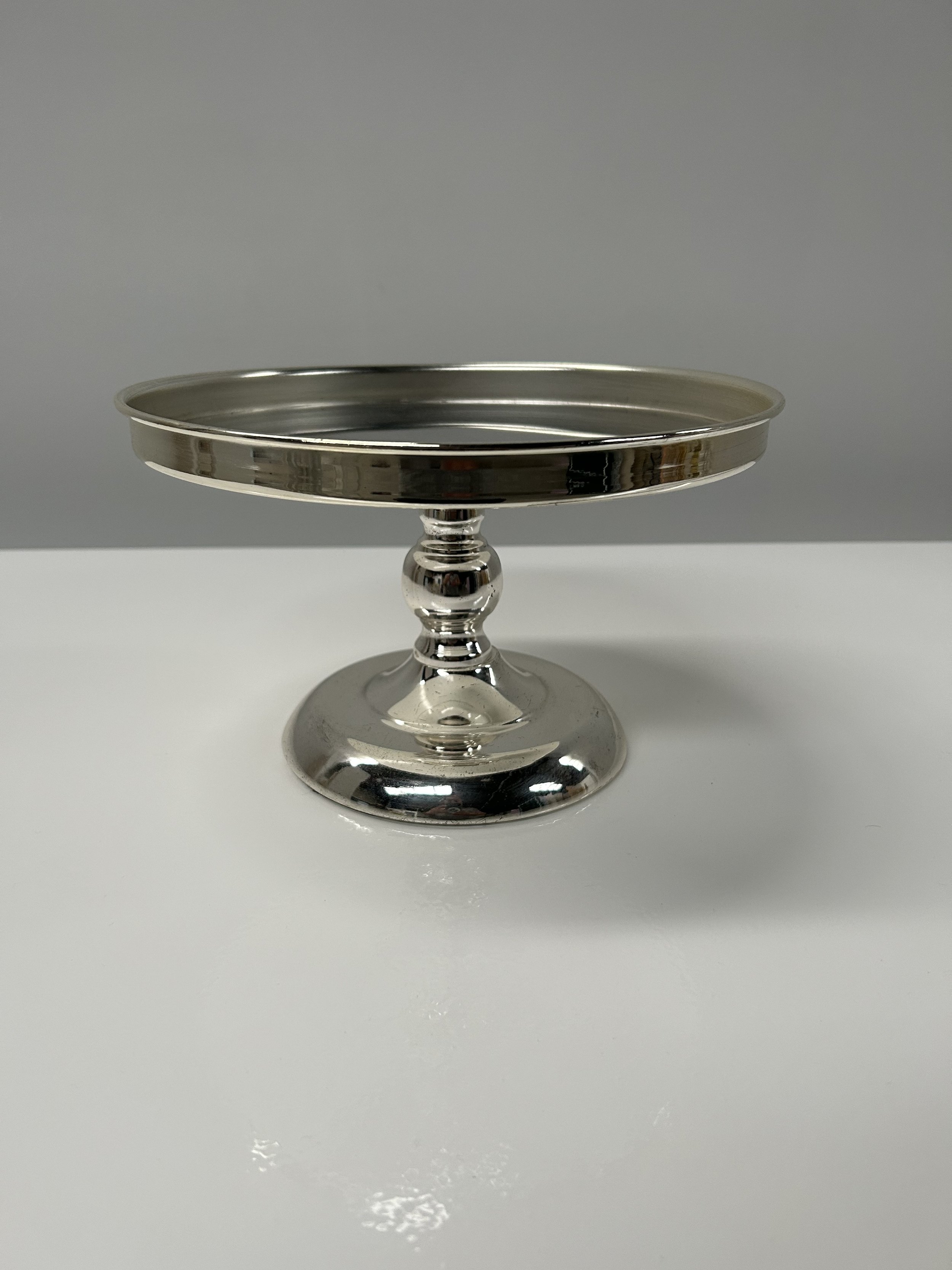 SILVER CAKE STAND 30CM.jpeg