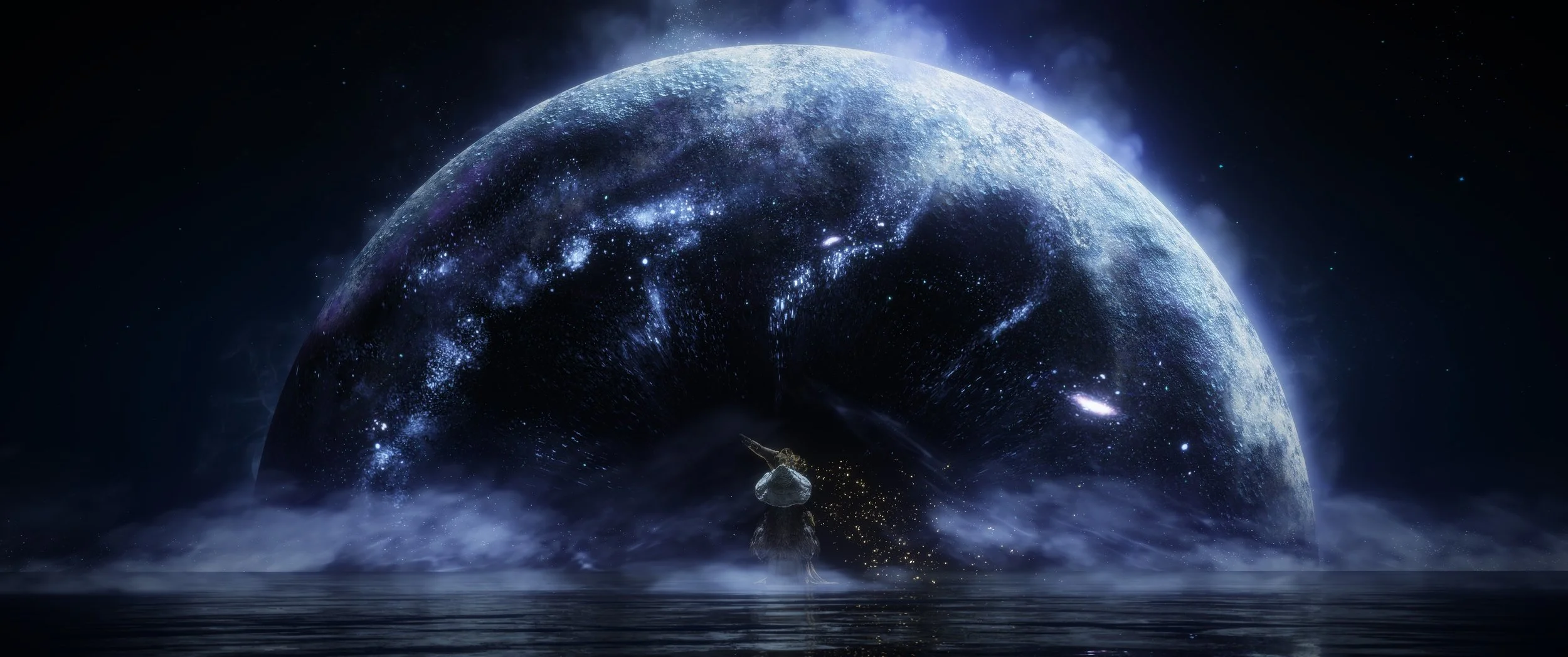 Eine Fantasielandschaft mit einem großen, leuchtenden Planeten im Hintergrund, Nebel über Wasser, im Vordergrund eine kleine Figur mit einem Zauberstab