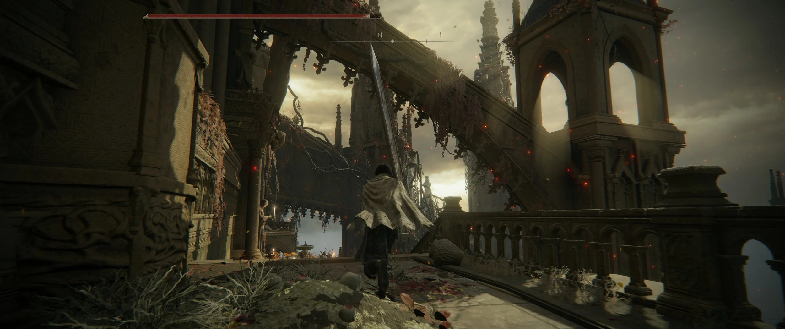 Ein Charakter mit einem großen Schwert in einer zerstörten, gotischen Stadt während eines Sonnenuntergangs, umgeben von zerbrochenen Gebäuden und verwitterten Strukturen.