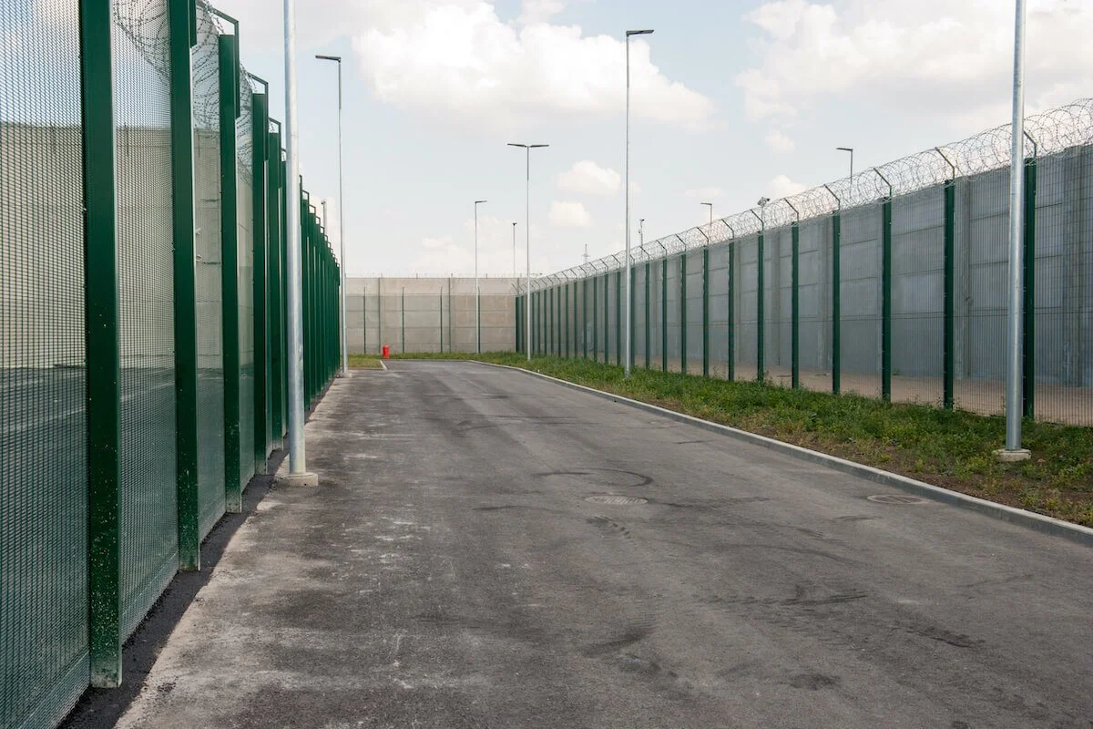 High secufence solution prison
