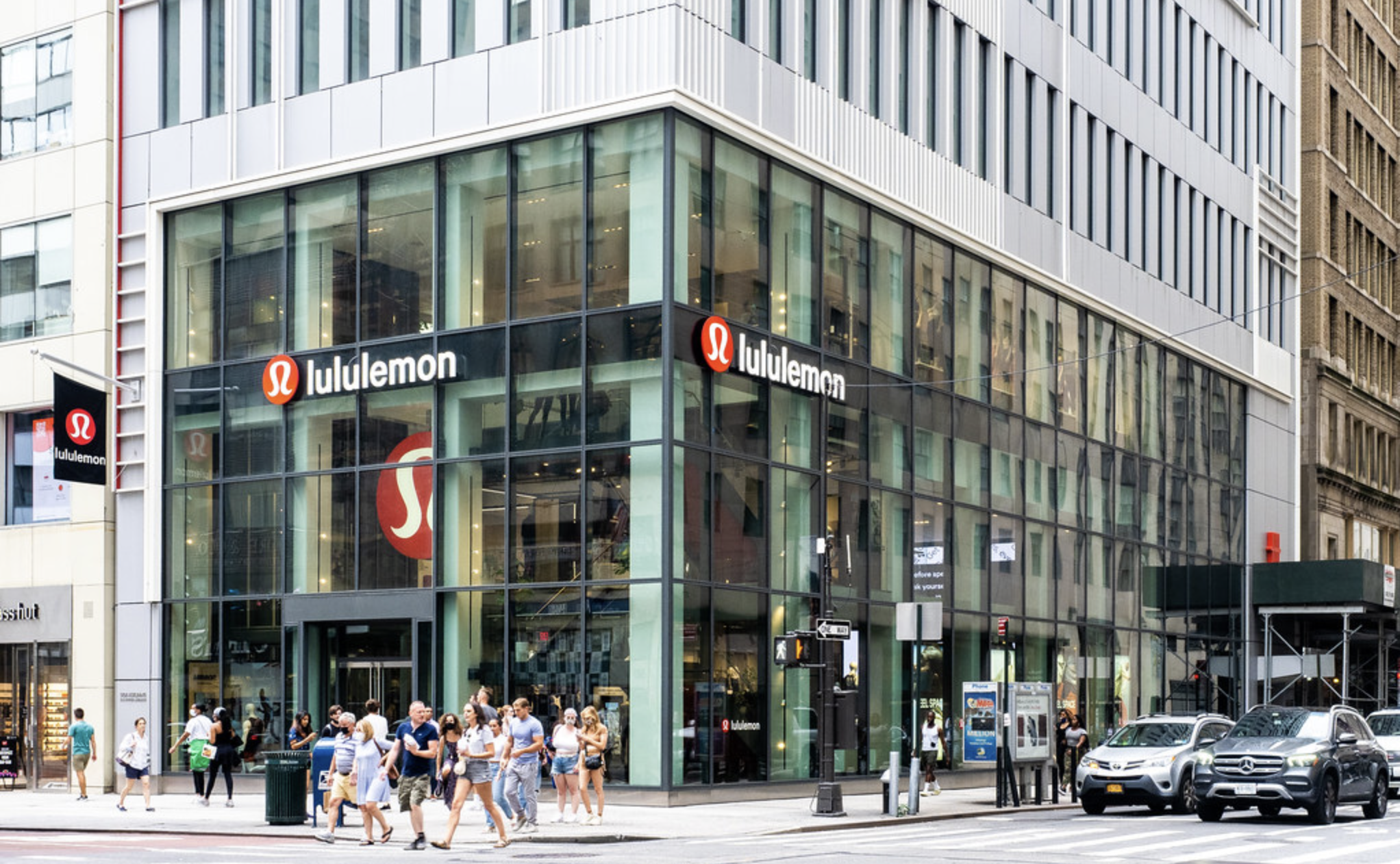 Lululemon : Navigating A Slower Start Amidst Sustained Confidence