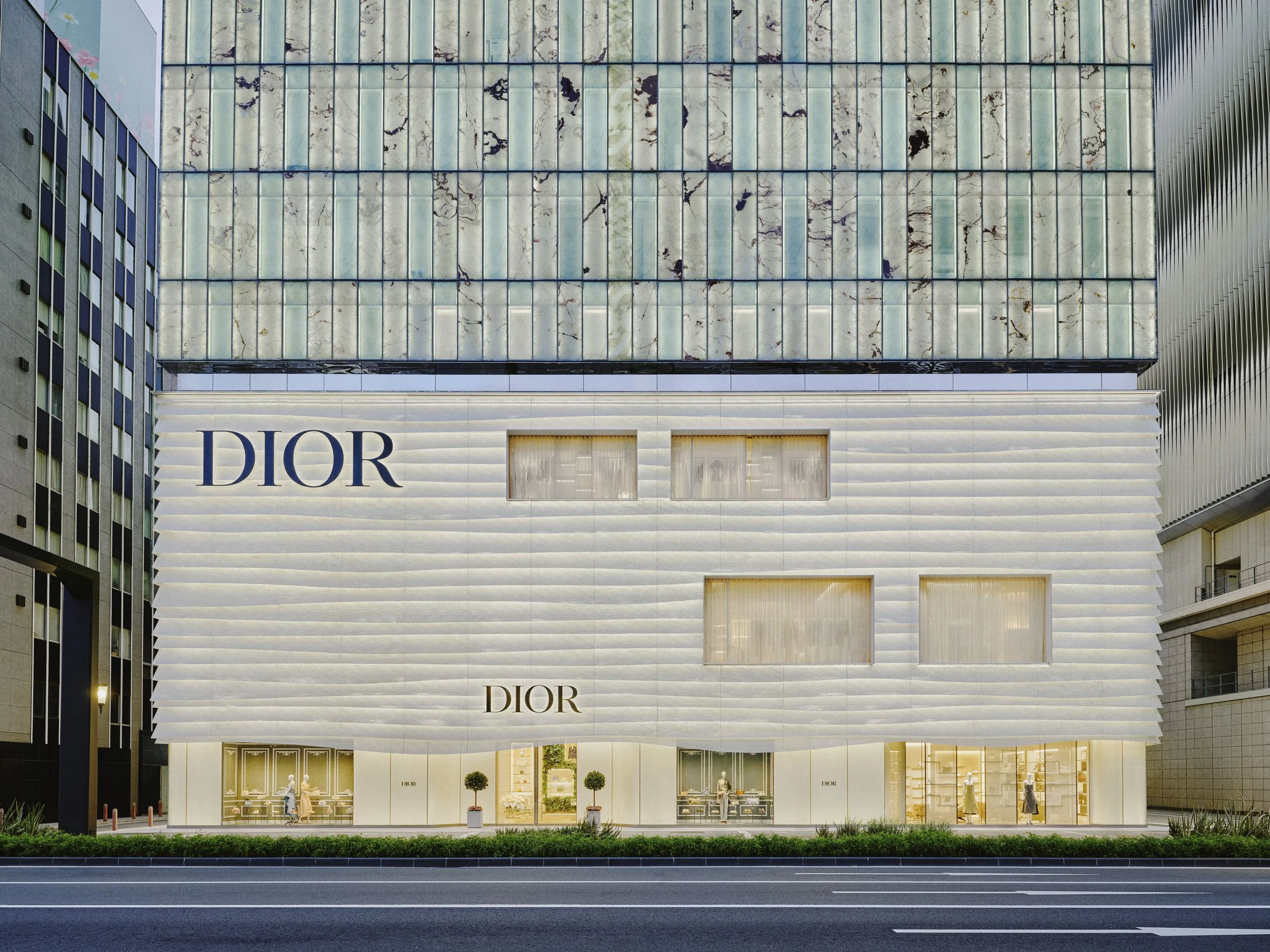 DiorOsaka_5000_300DPI_AdobeRGB_002.jpg
