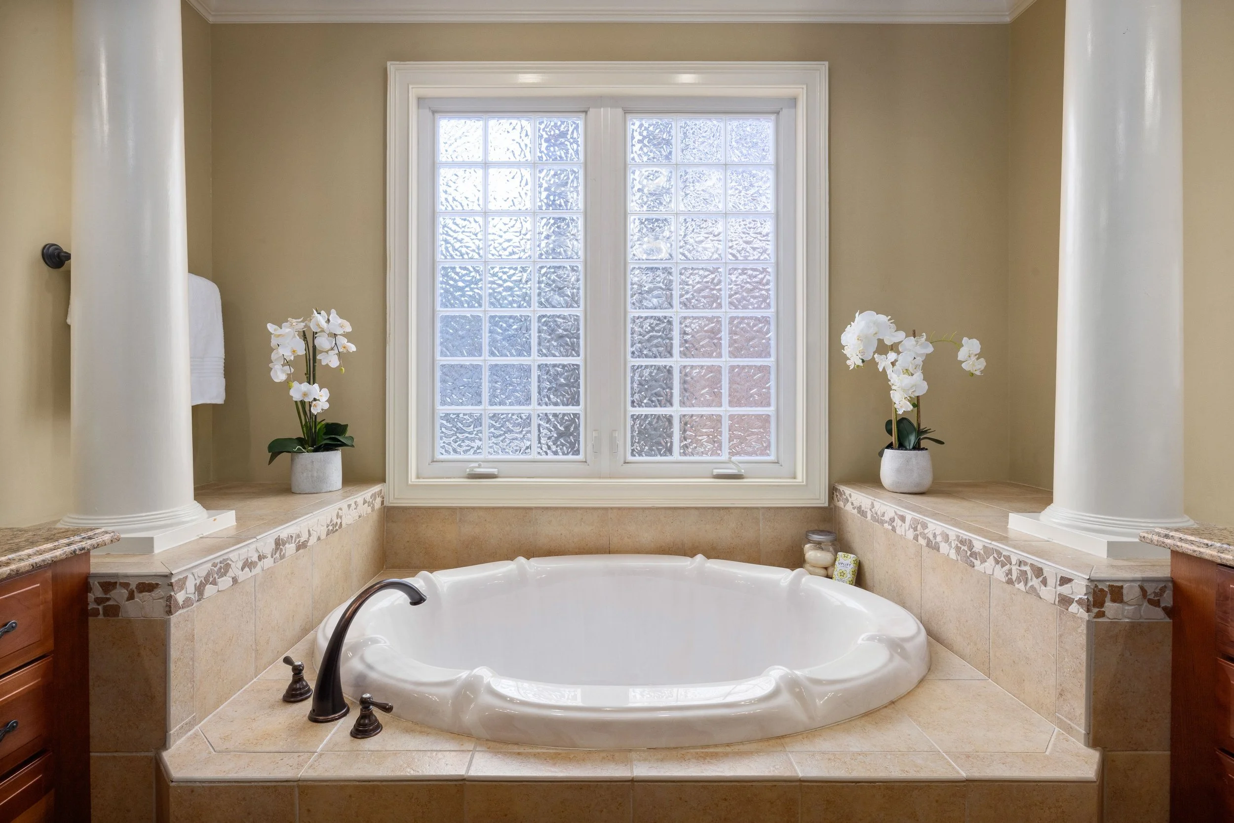 frosted-glass